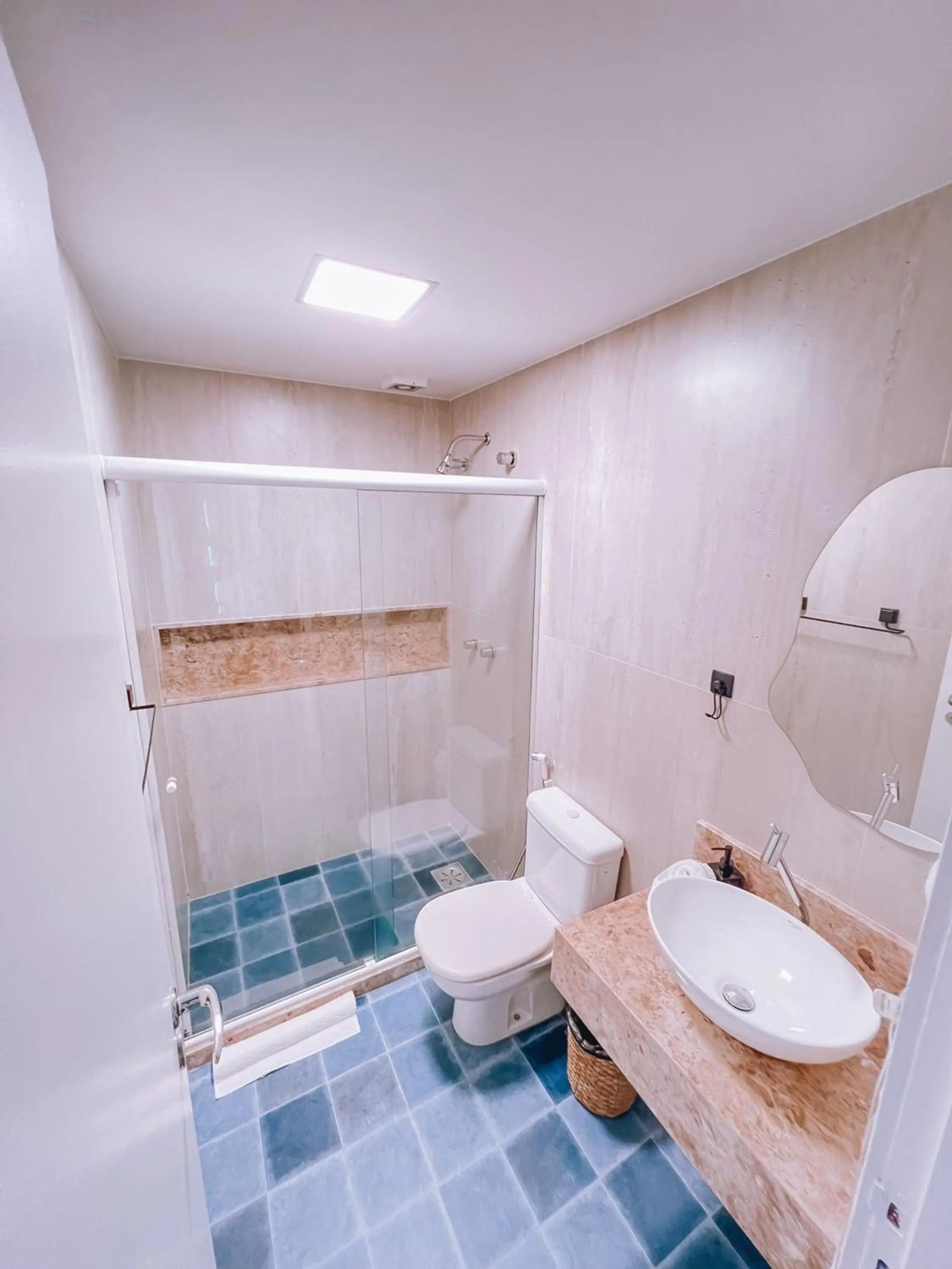 Toilet in Flat Mandai Cabo Frio