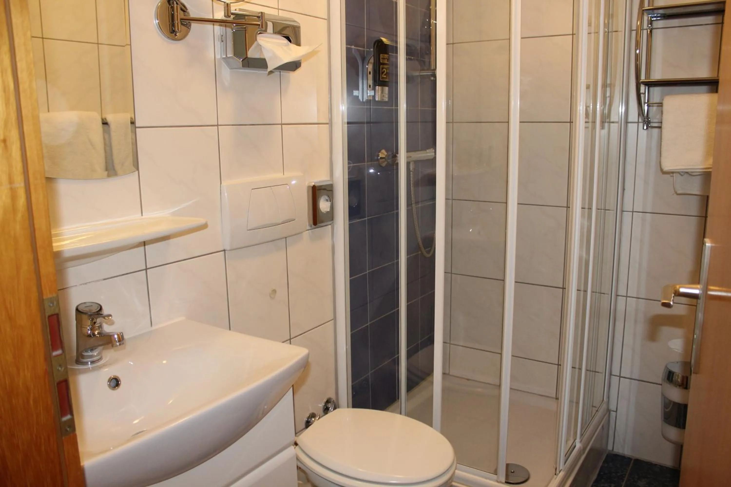 Bathroom in Hotel Gasthof Rössle