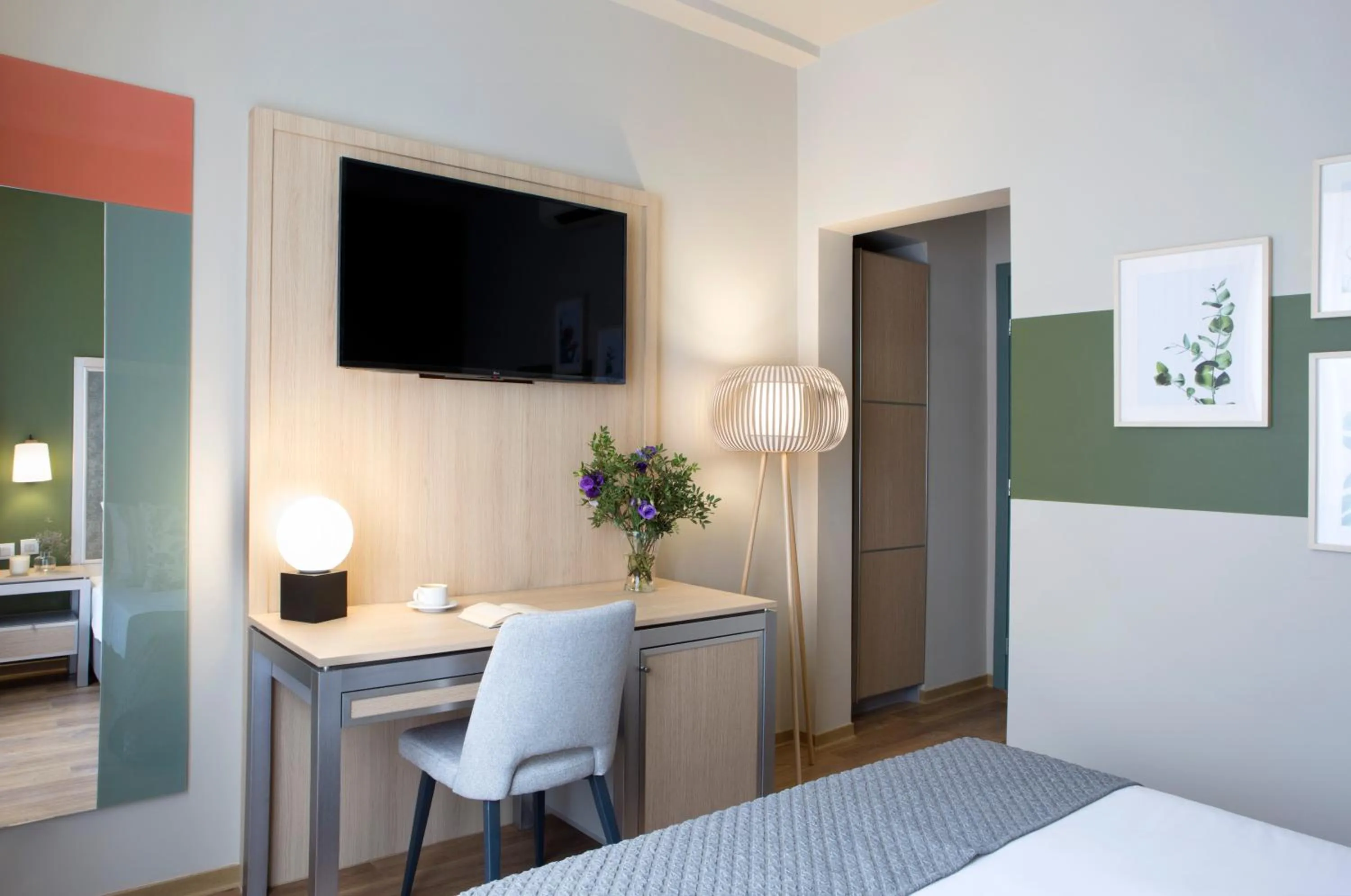 Guests, Bed in Central Hotel, Trademark Collection by Wyndham