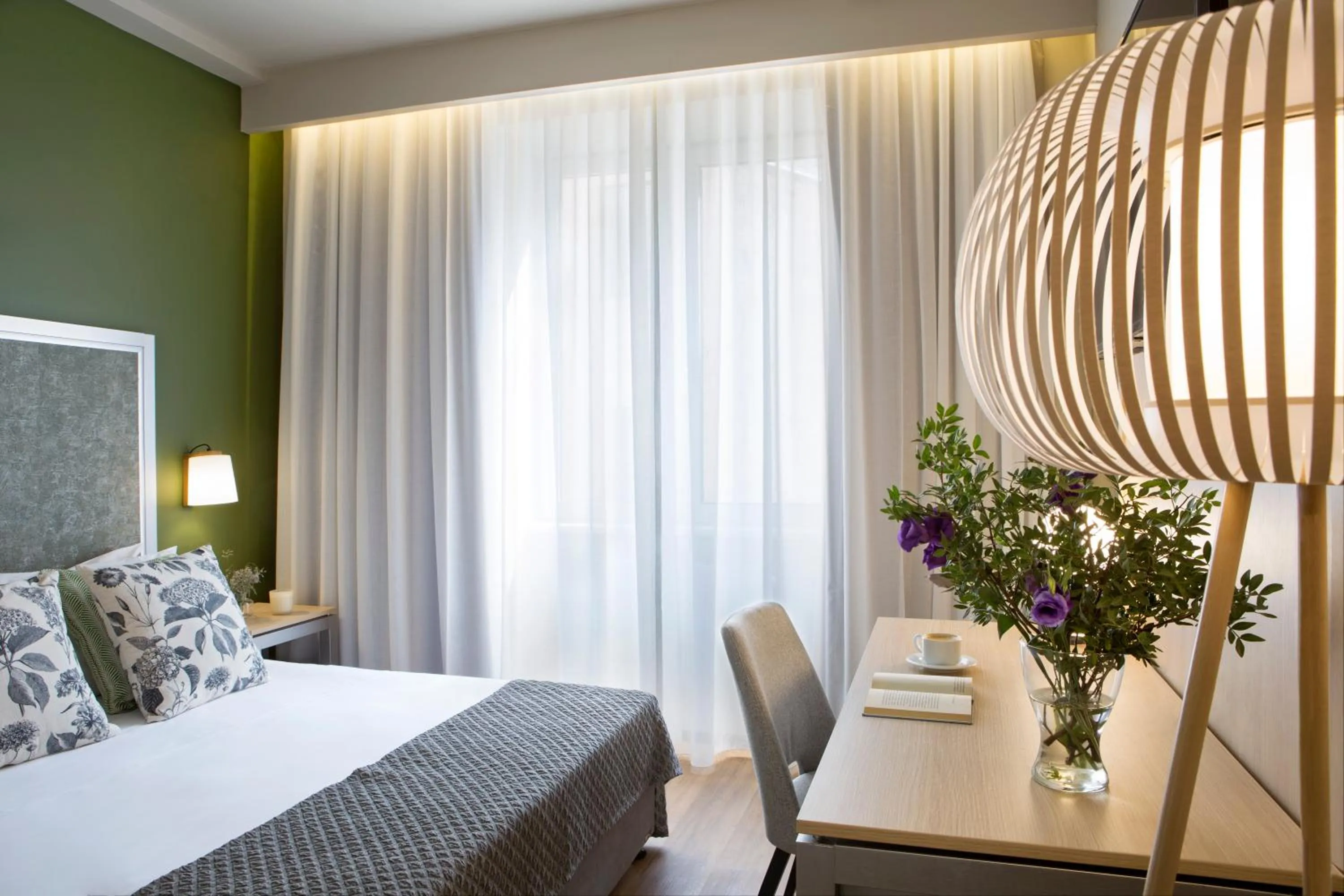 Photo of the whole room, Bed in Central Hotel, Trademark Collection by Wyndham