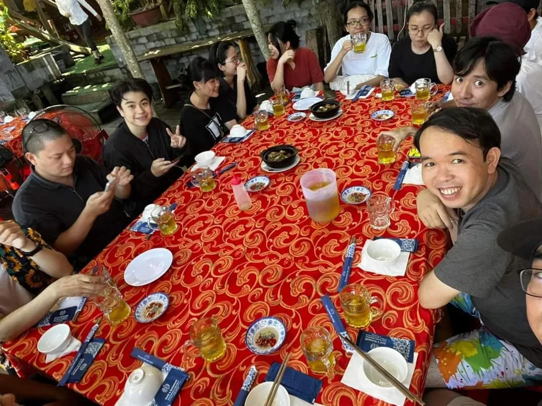 Restaurant/places to eat in Green Bamboo Lodge Resort