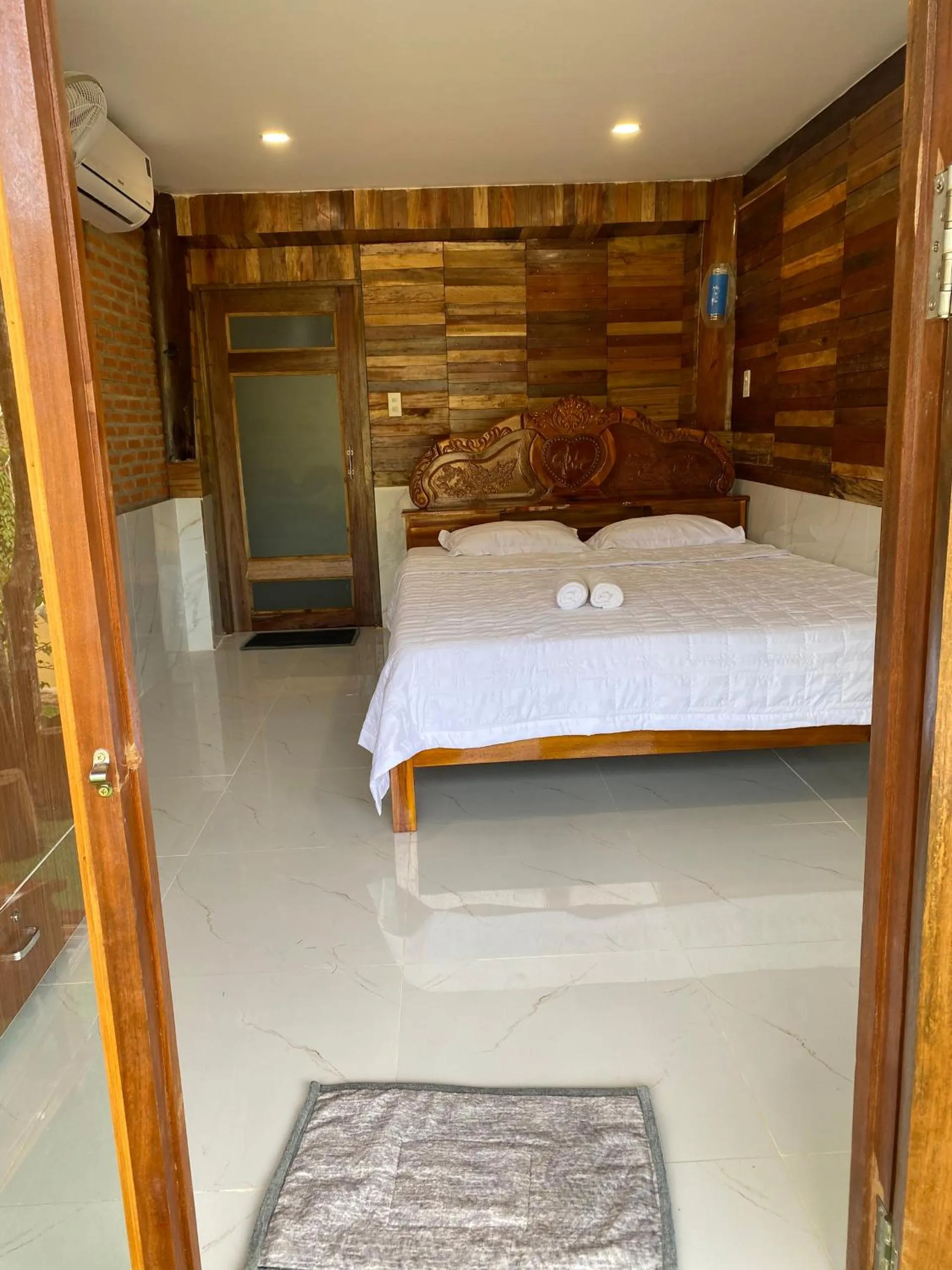 Bed in Green Bamboo Lodge Resort