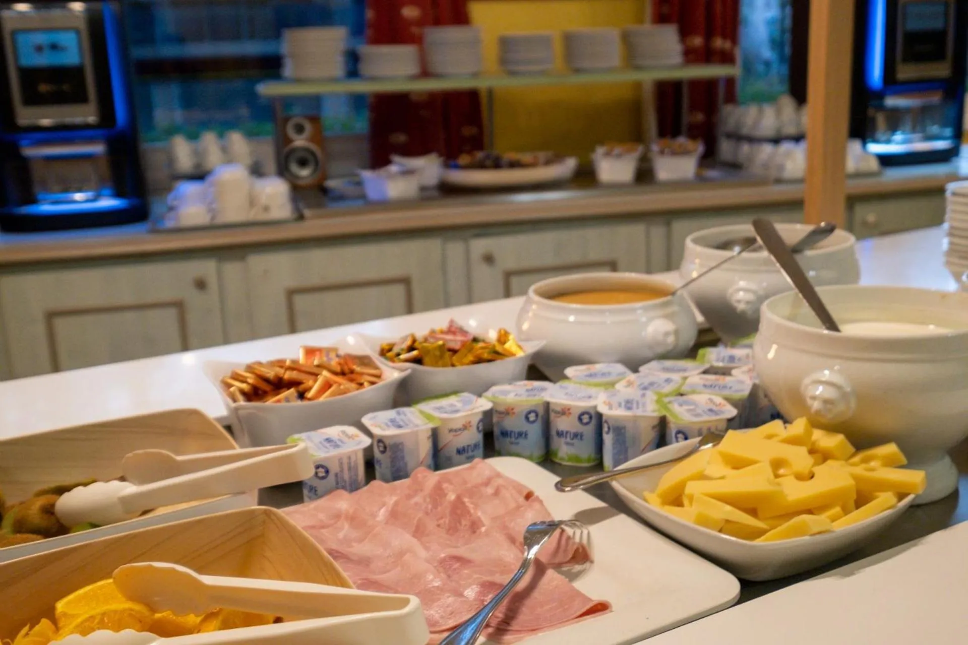 Food and drinks in Hôtel Miléade Méditerranée - Port-Fréjus