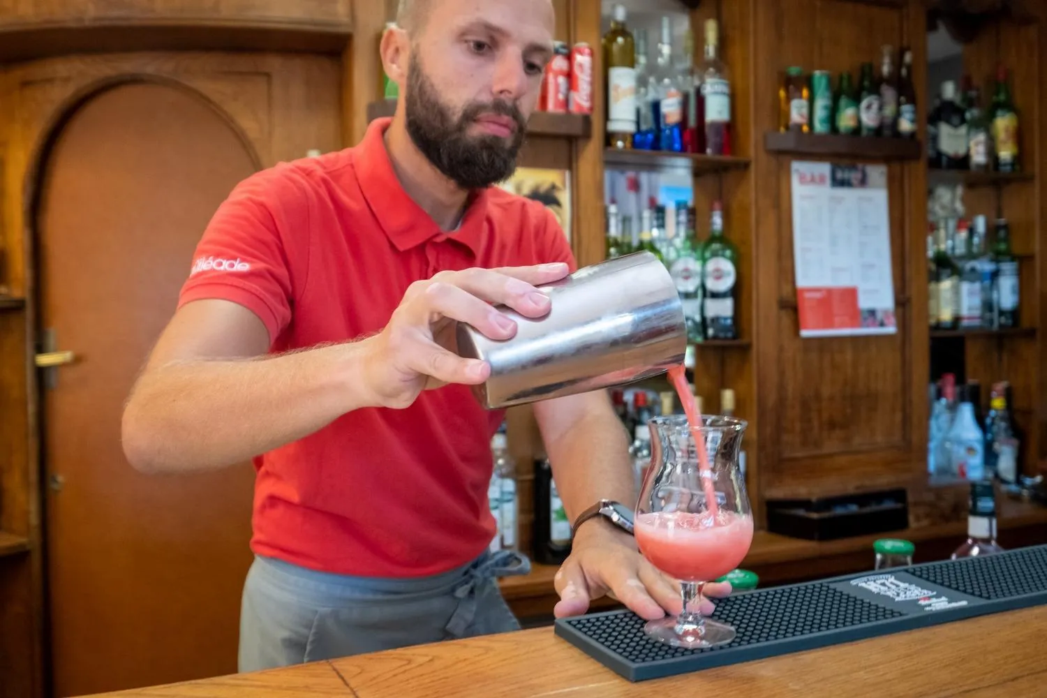 Lounge or bar in Hôtel Miléade Méditerranée - Port-Fréjus