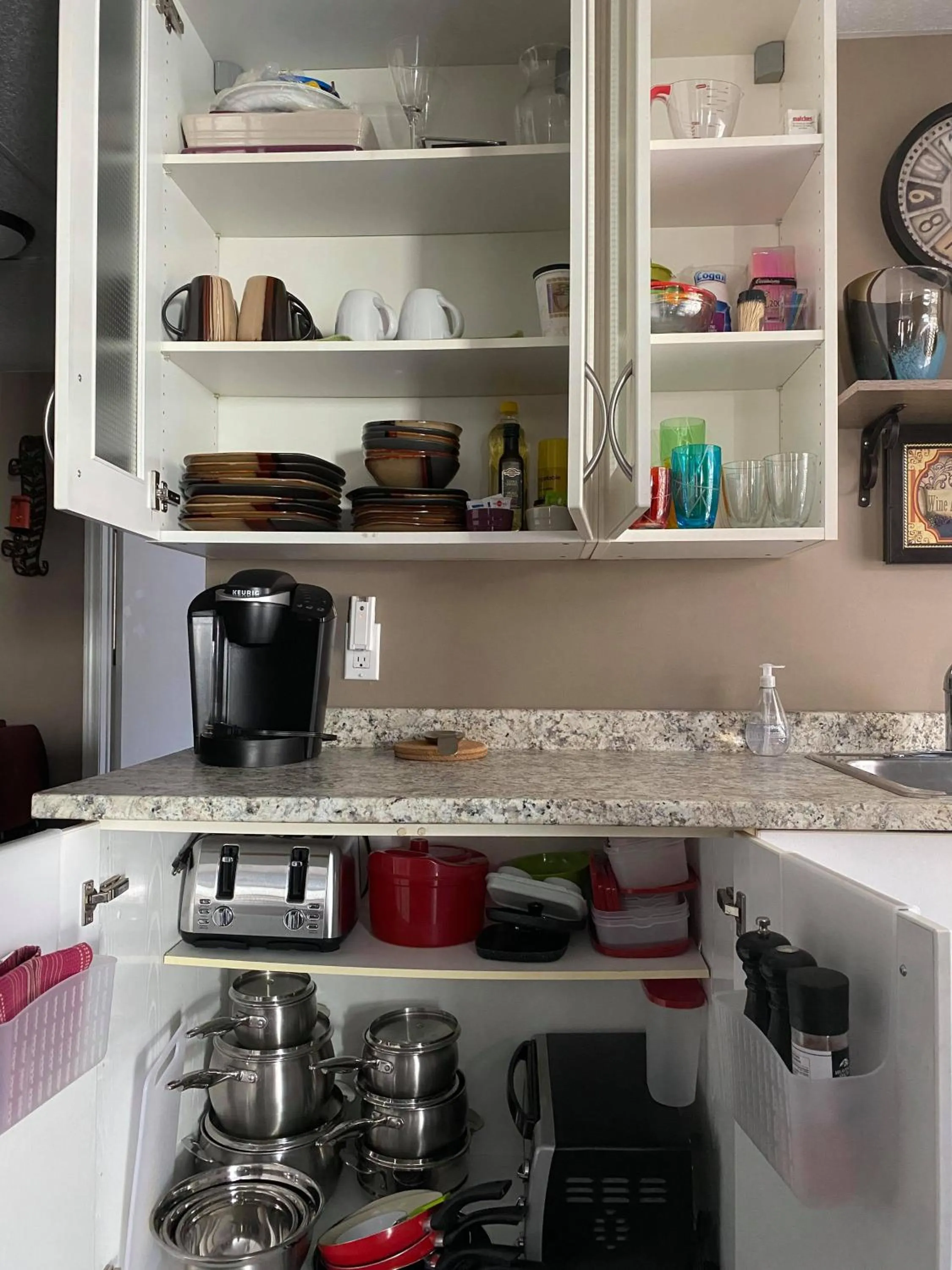 Kitchen or kitchenette in Suite in the Bush-Private Apartment