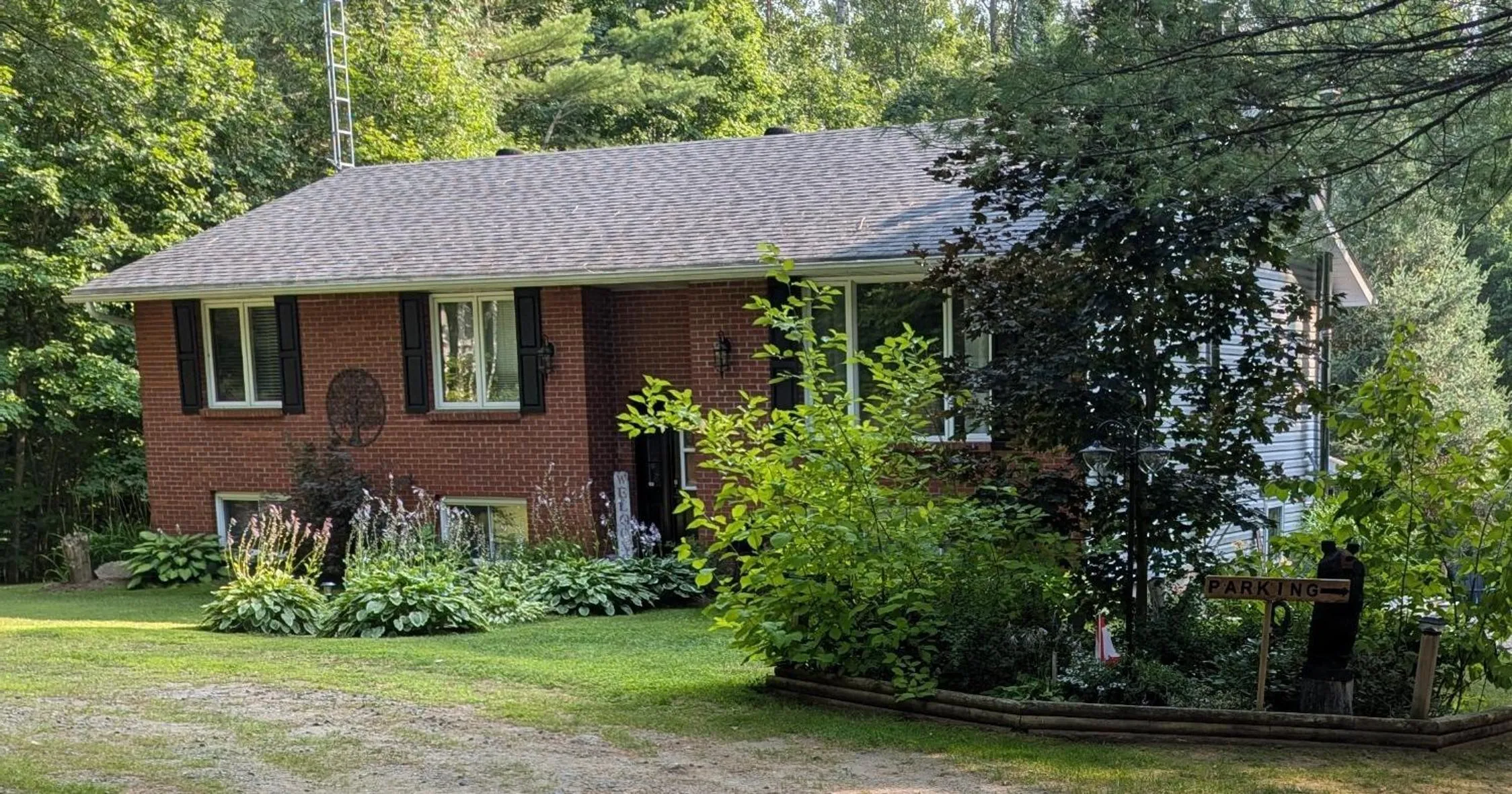 Suite in the Bush-Private Apartment