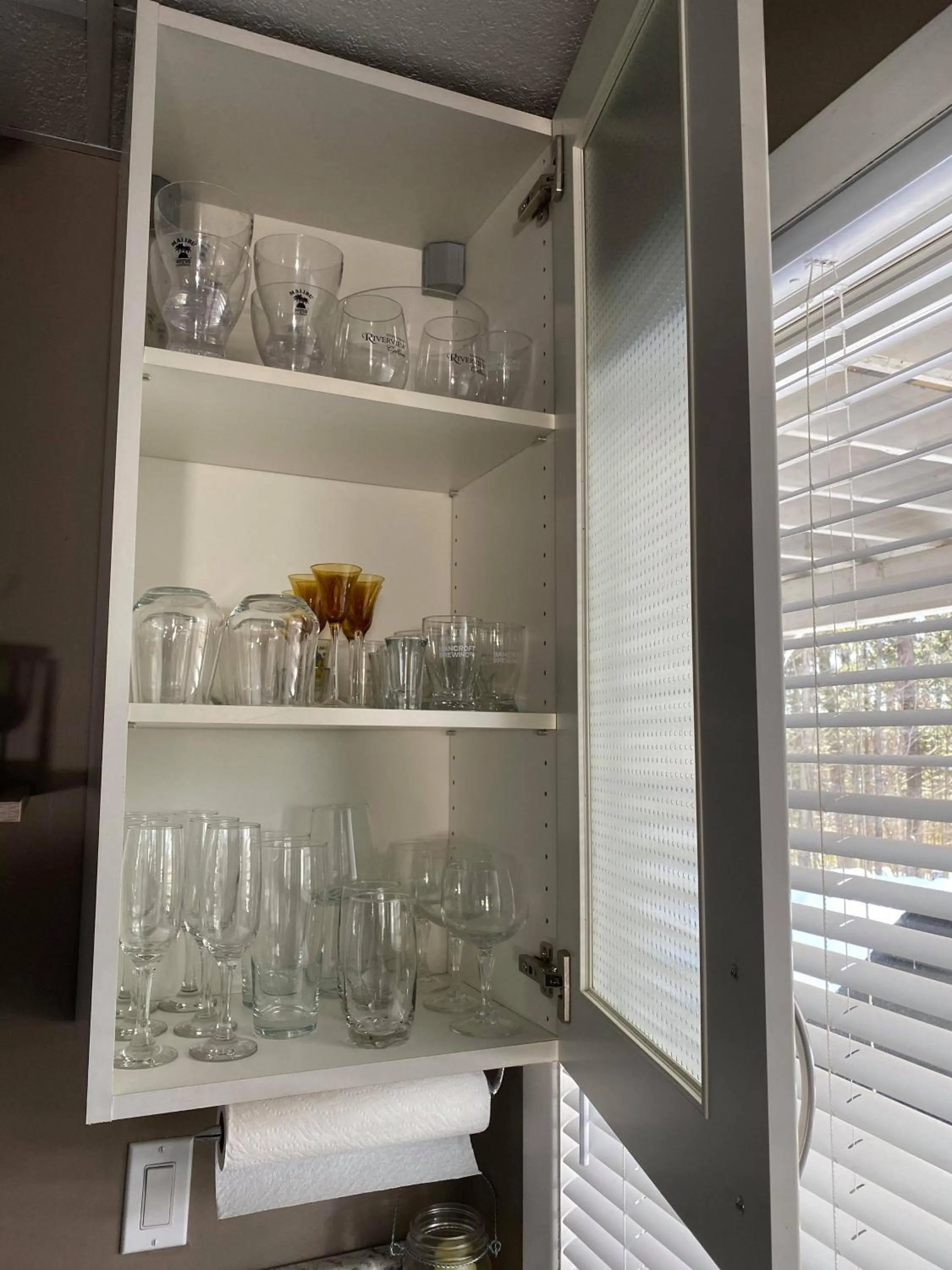 Kitchen or kitchenette in Suite in the Bush-Private Apartment