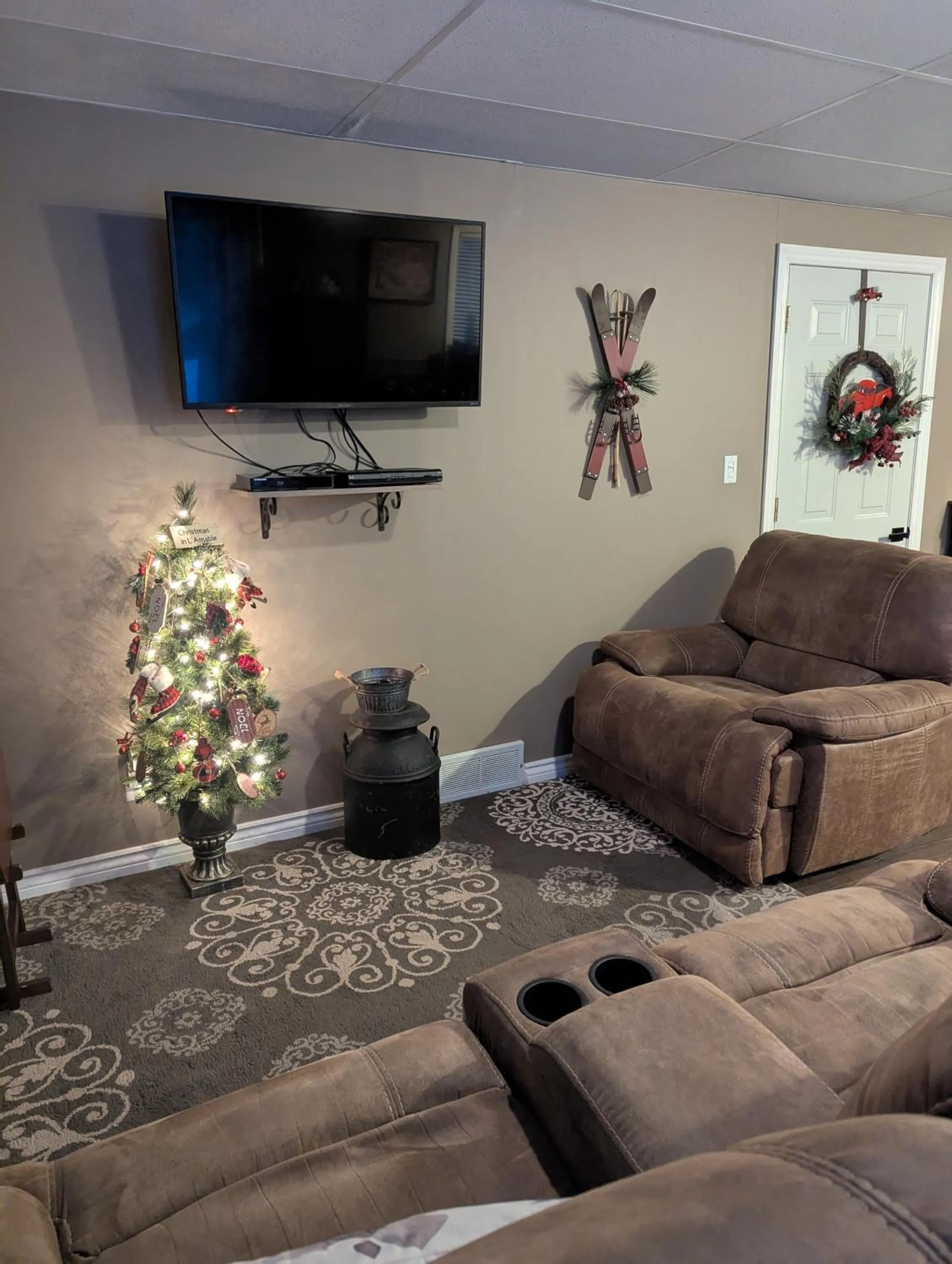 Living room in Suite in the Bush-Private Apartment