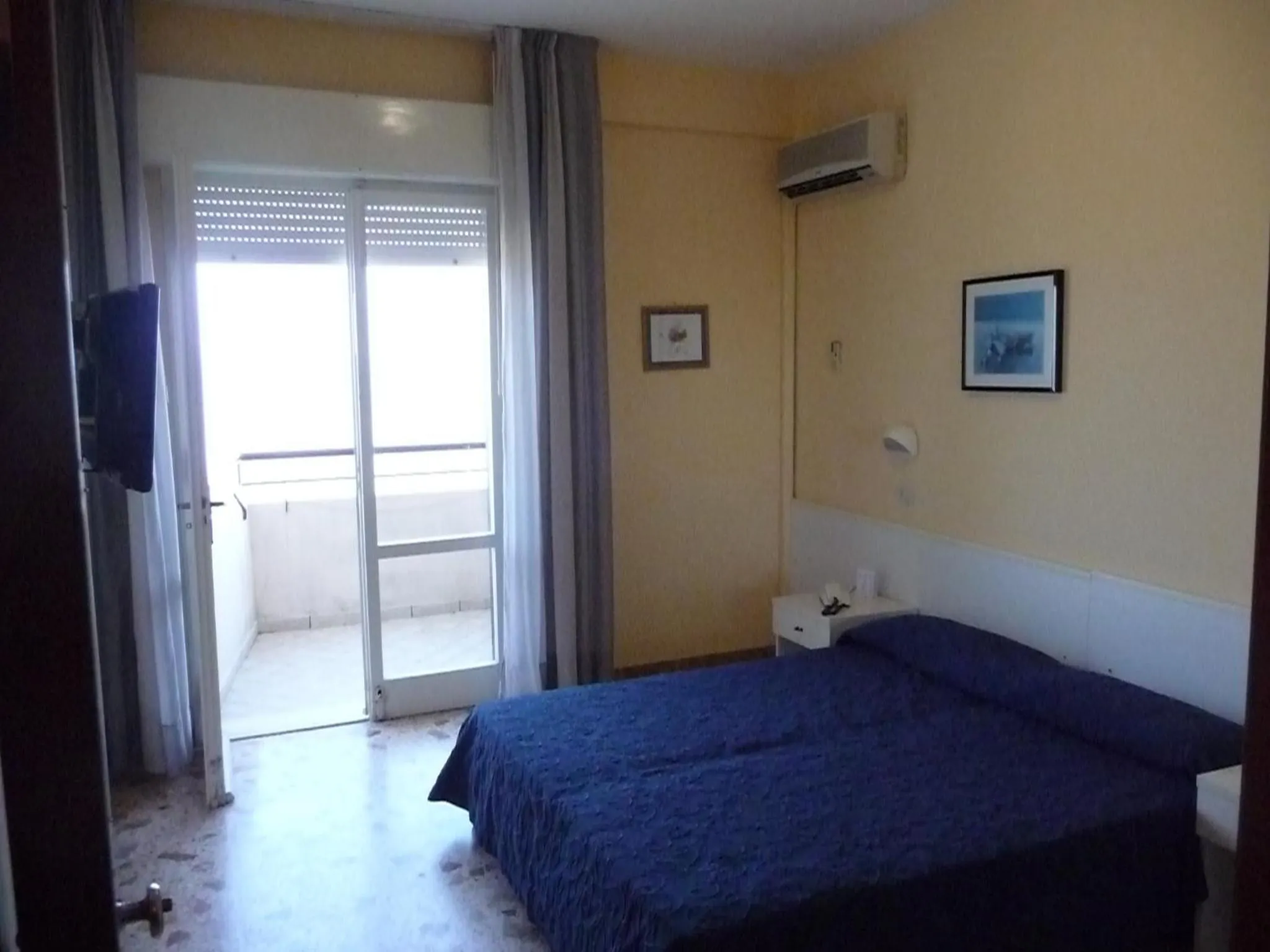 Decorative detail, Bed in Hotel David