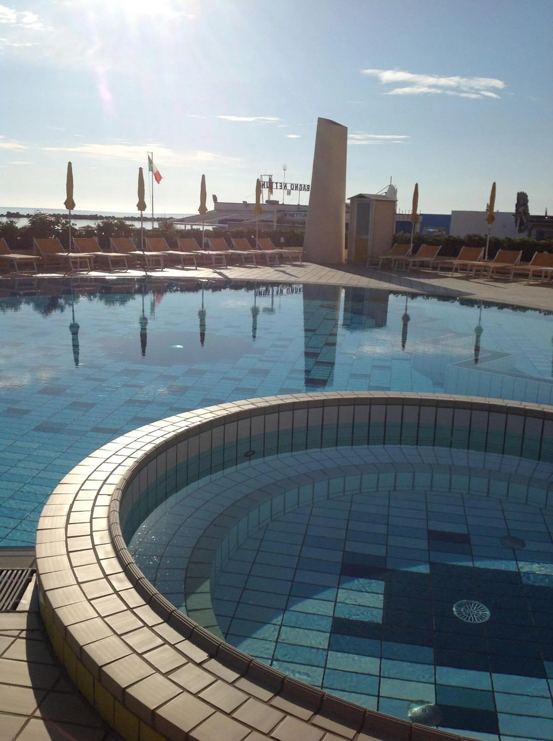 Swimming pool in Hotel David
