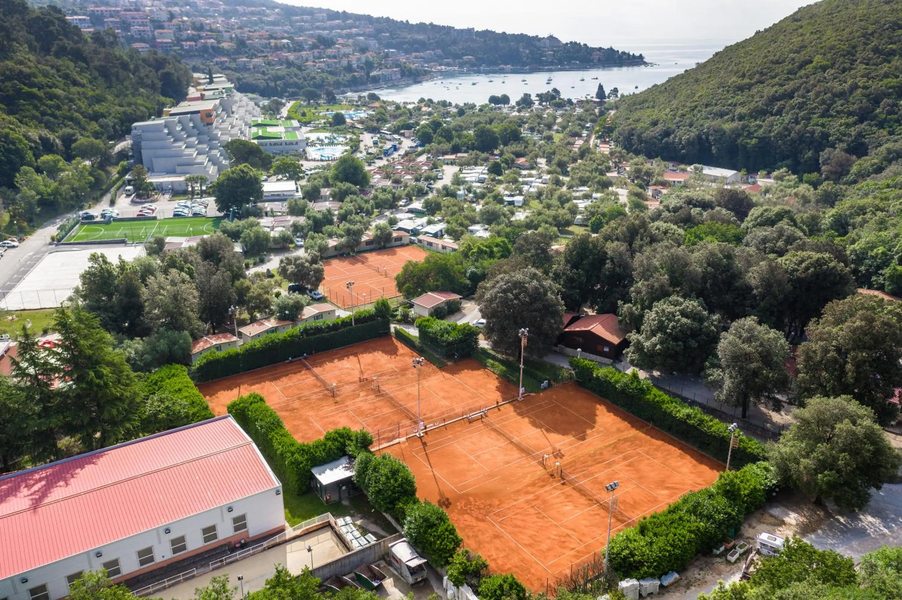 Tennis court in MASLINICA Hedera Hotel