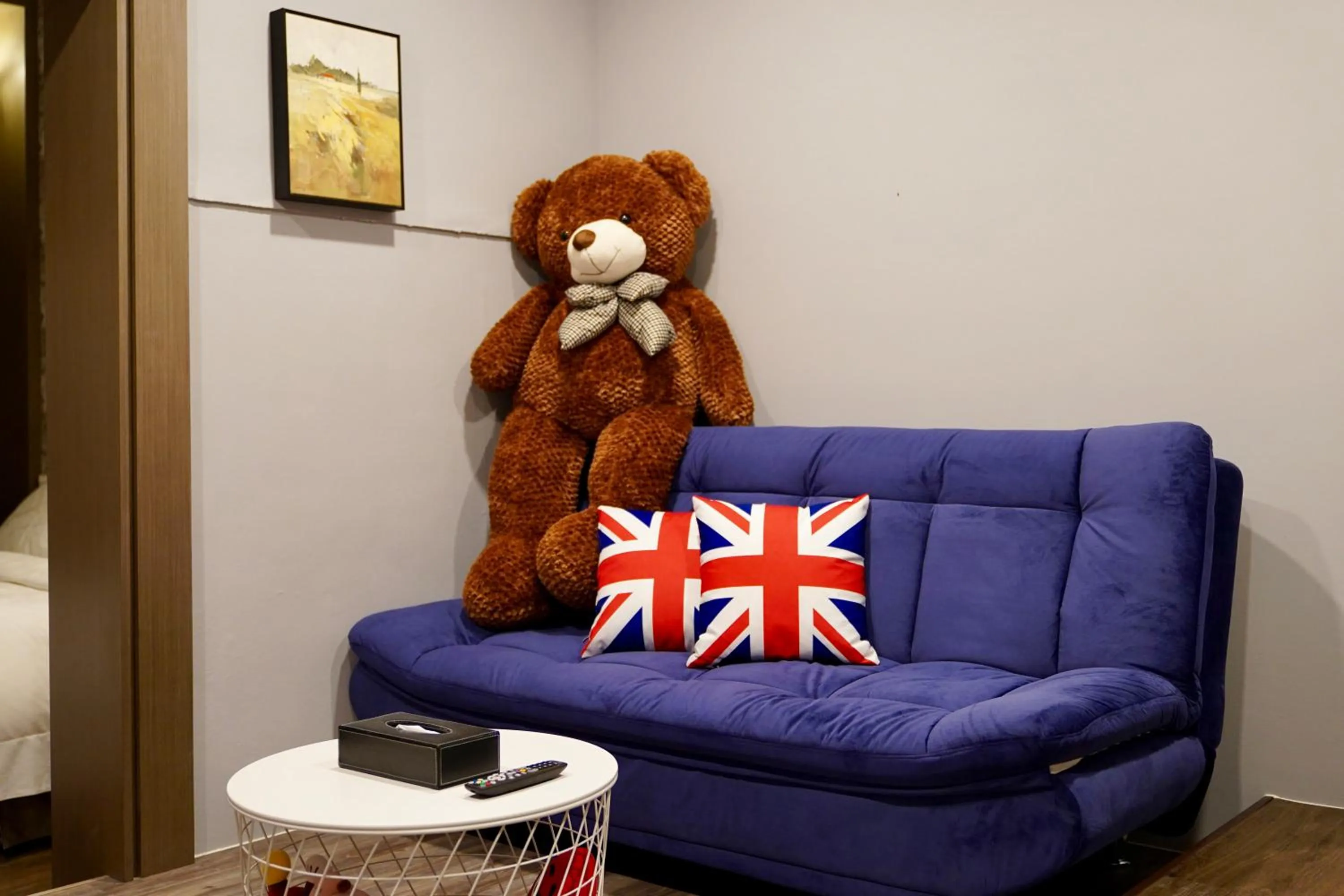 Living room in MTNY Hotel