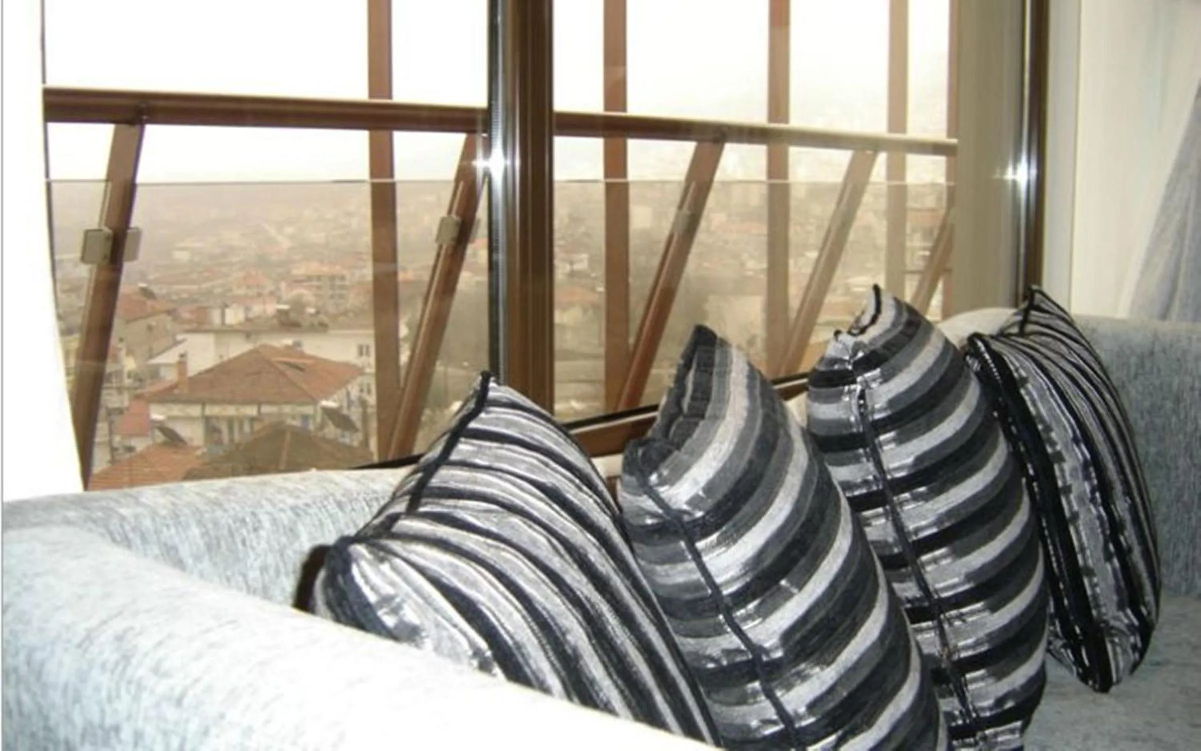 View (from property/room), Bed in Hotel Makedonia