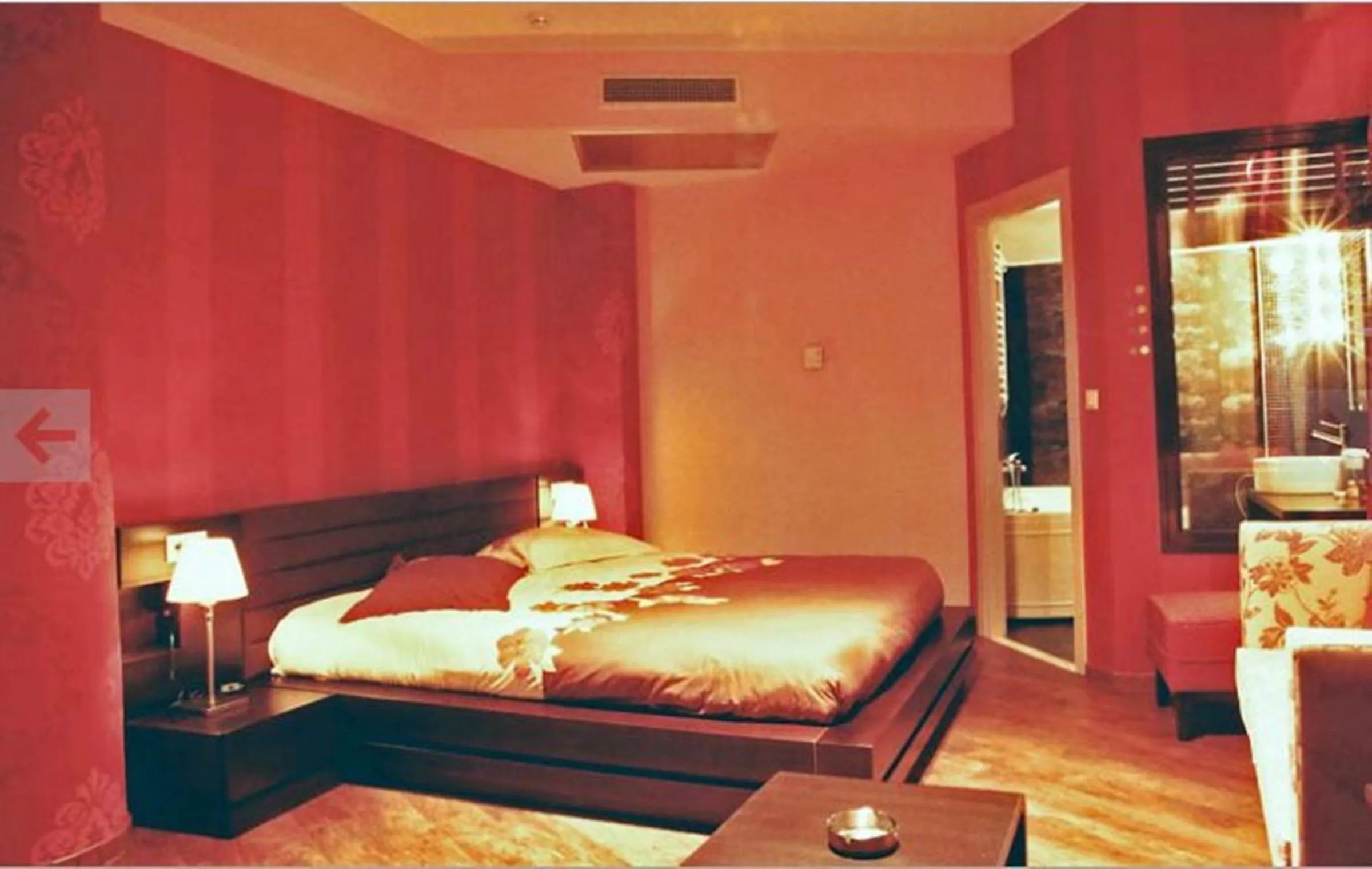 Photo of the whole room, Bed in Hotel Makedonia