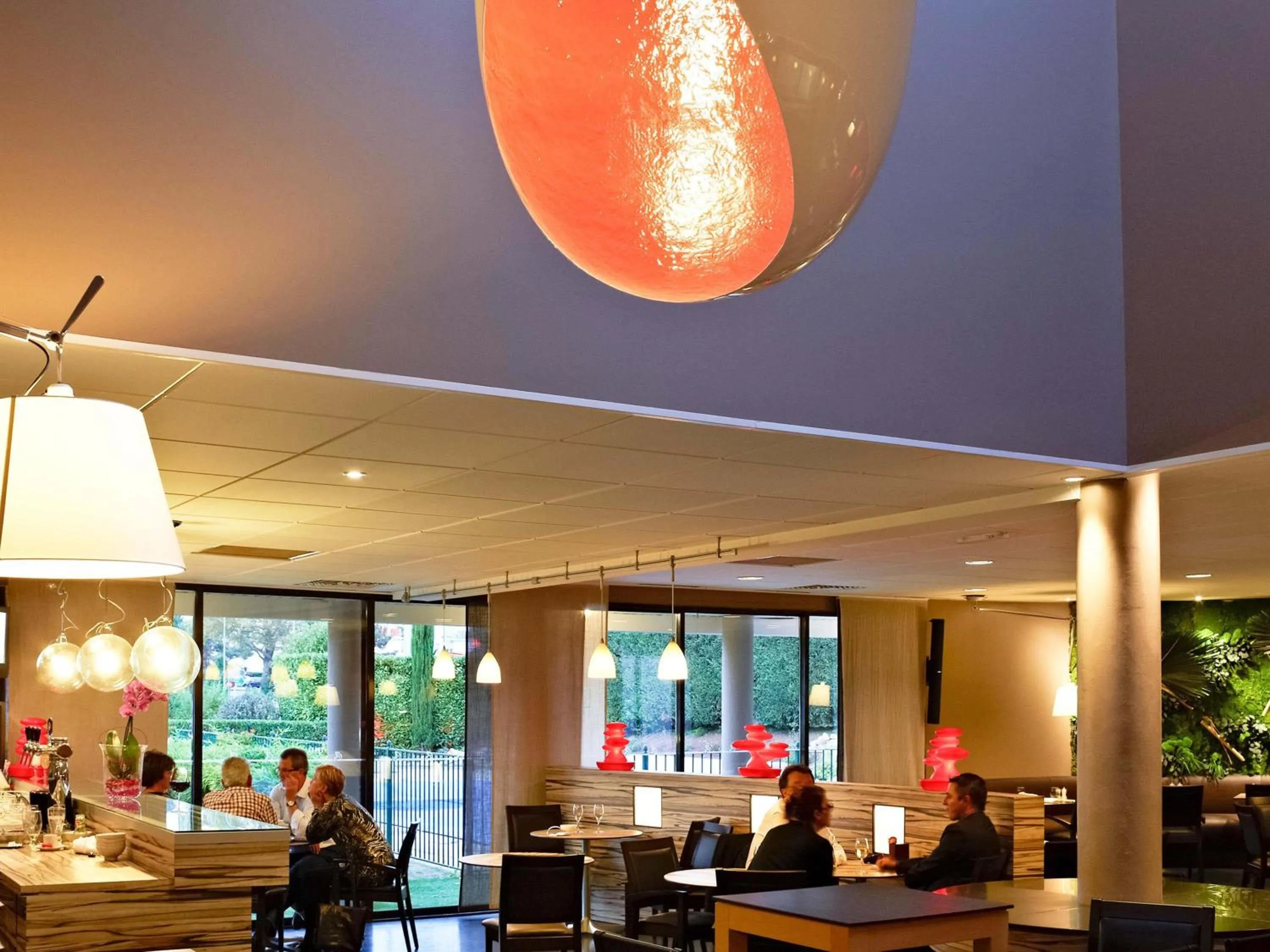 Restaurant/places to eat in ibis Europe Chalon Sur Saone