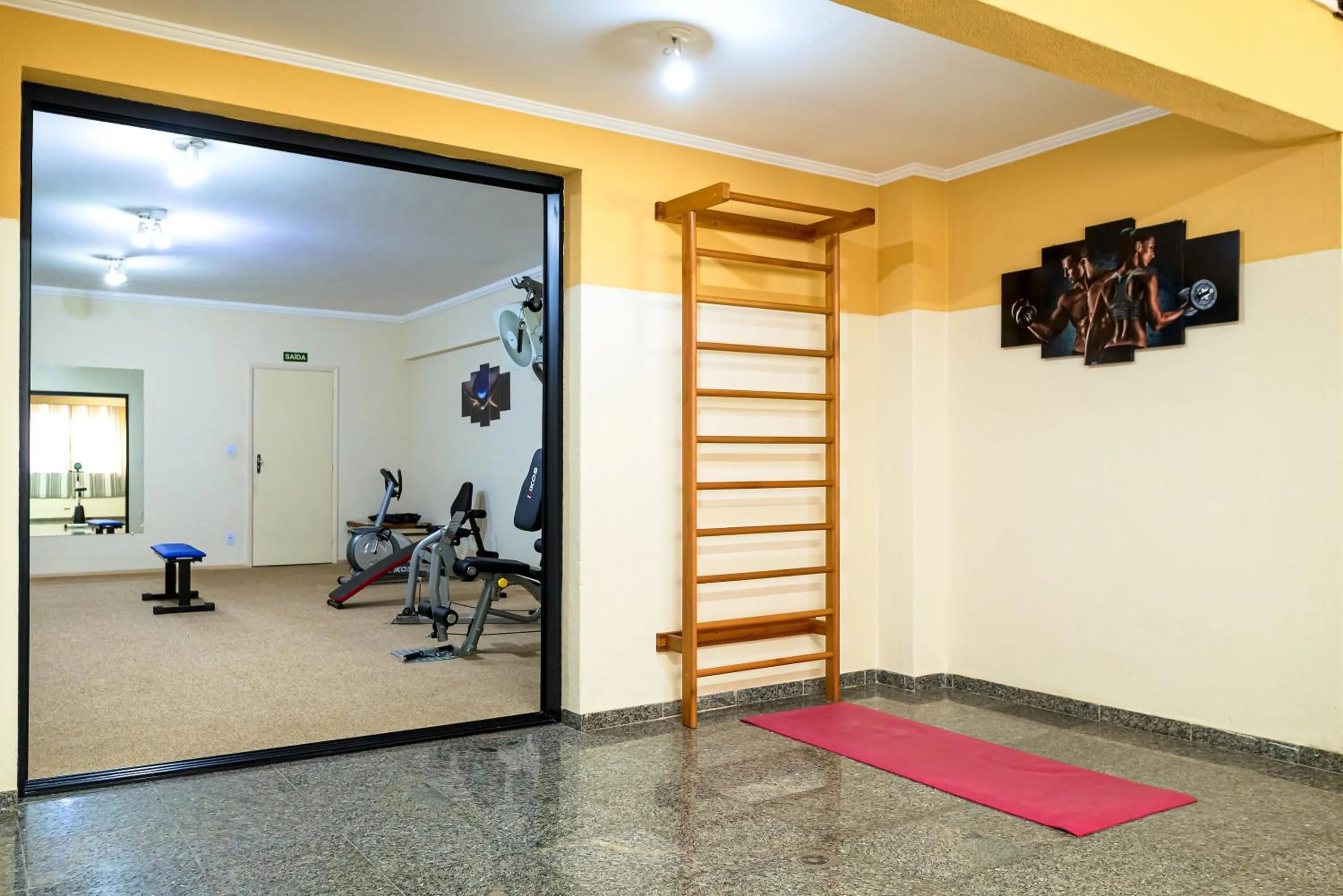 Fitness centre/facilities in Rovi Plaza Hotel