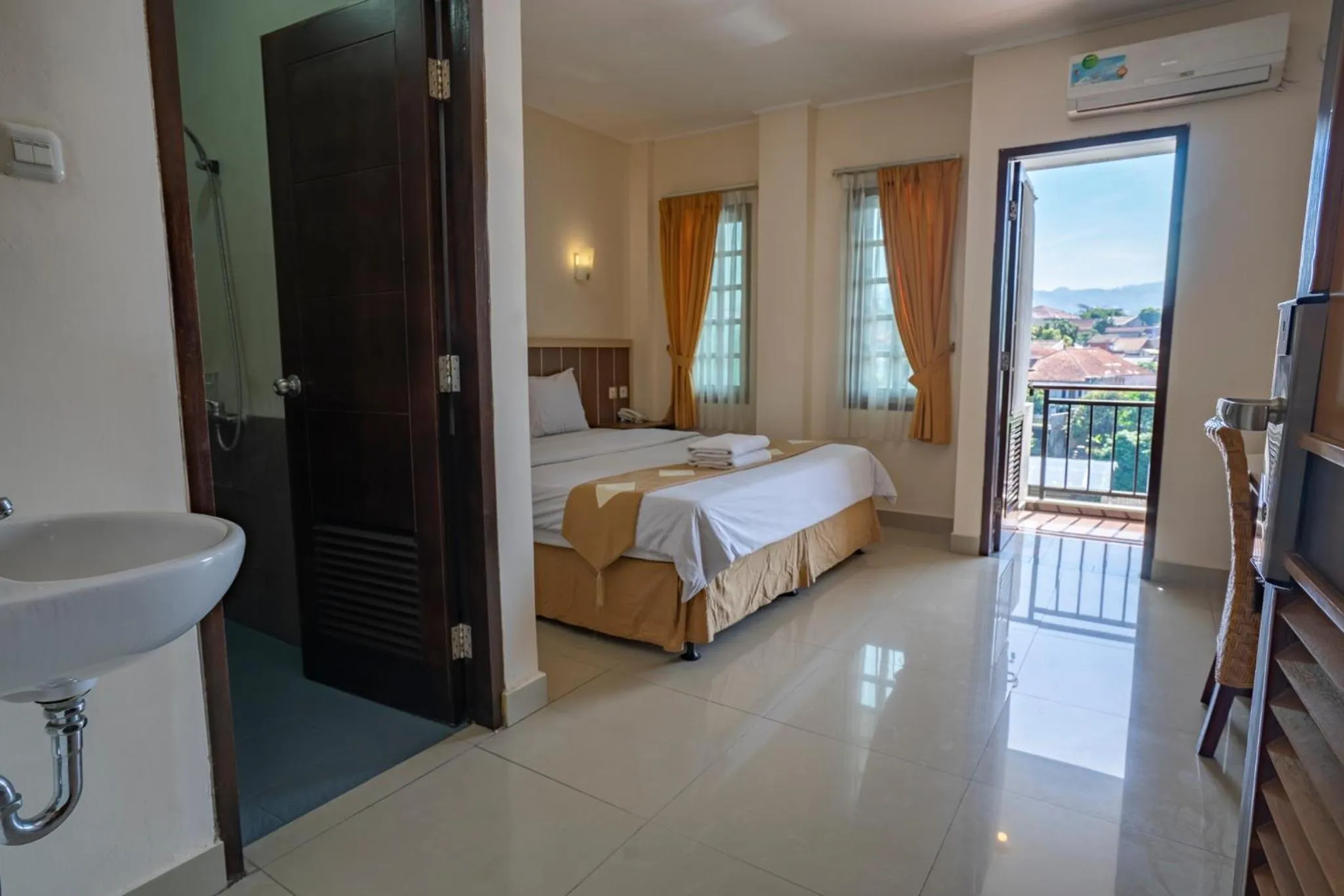 Bed in Dago's Hill Hotel