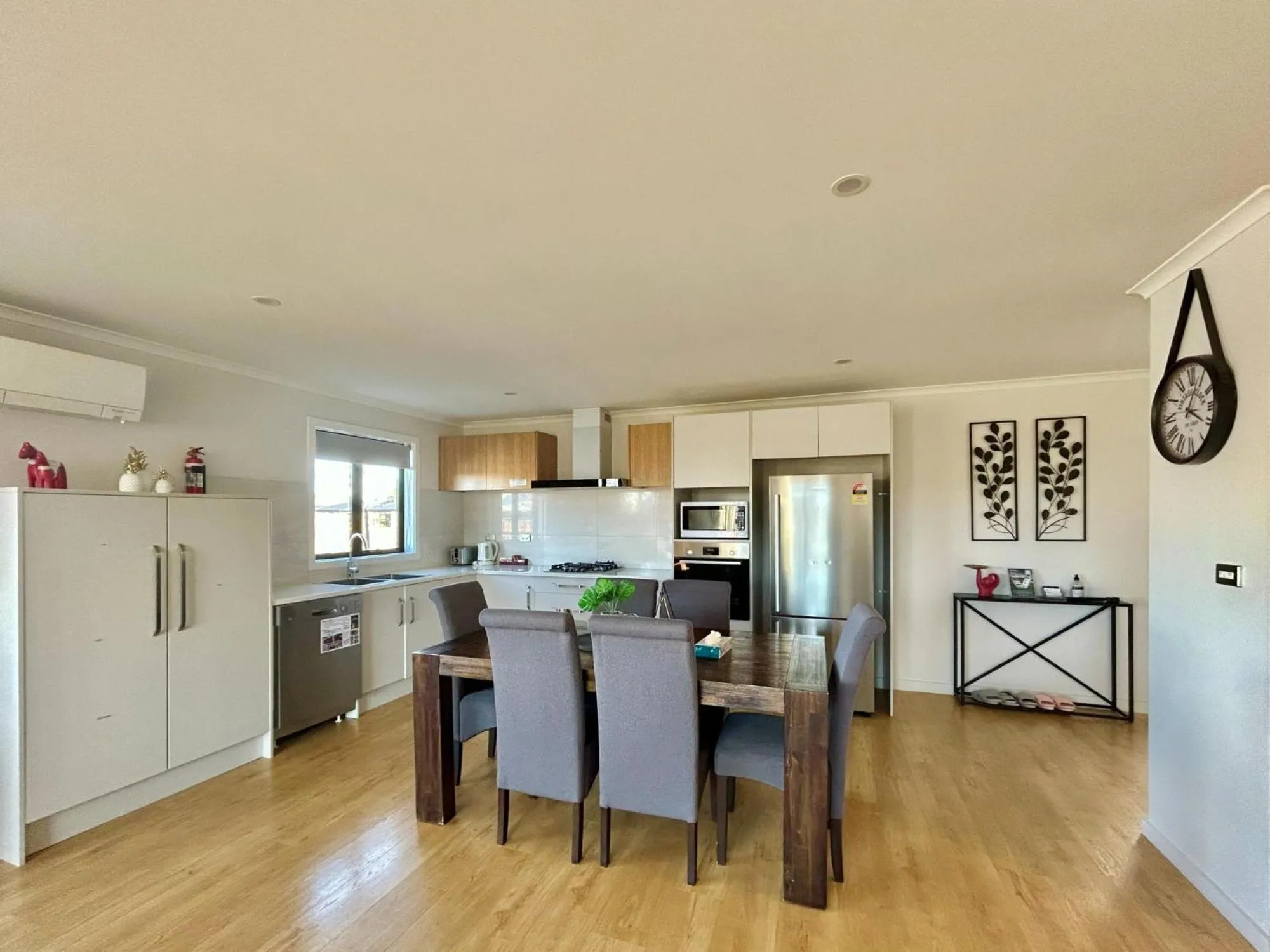 Dining area in Star View