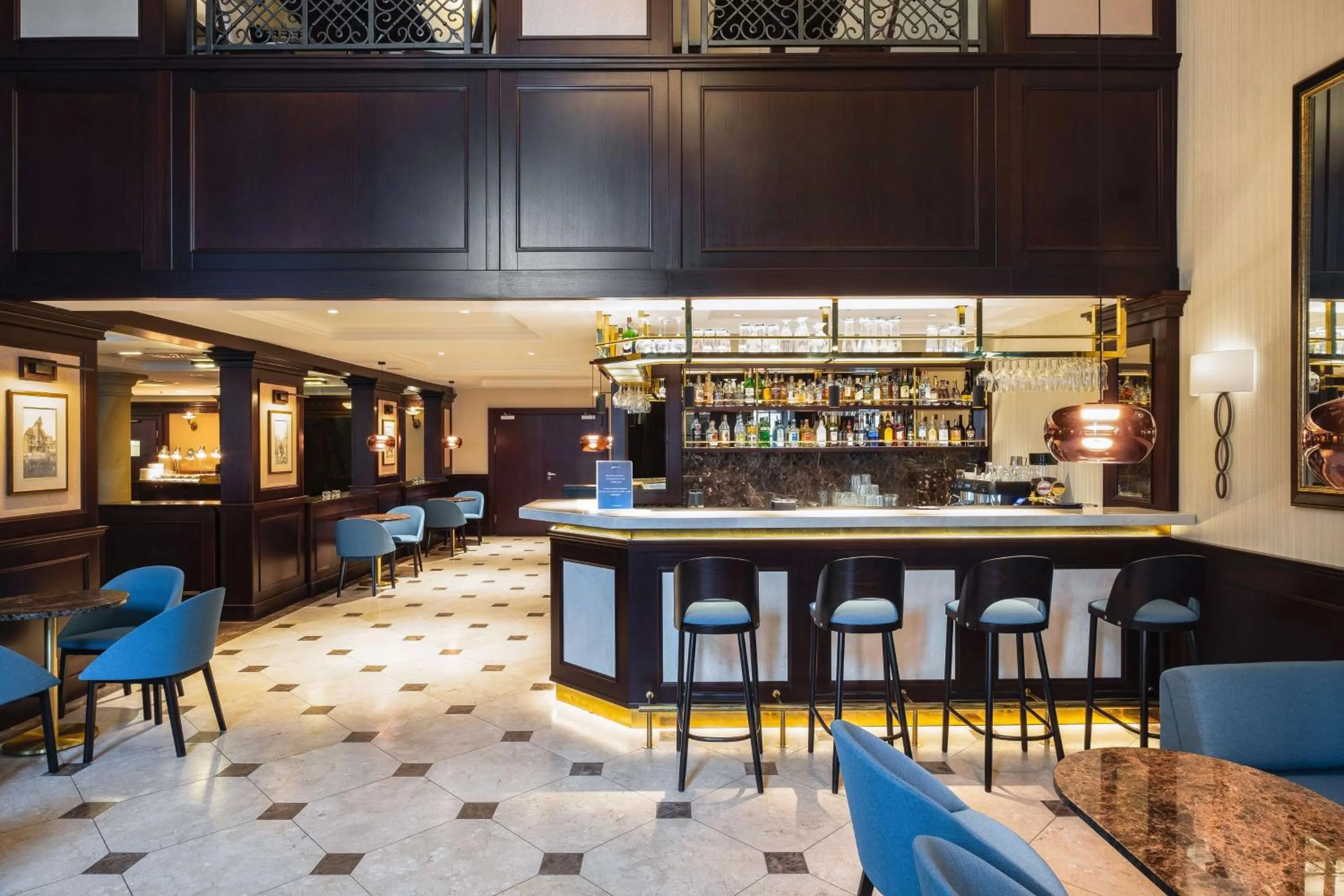 Lounge or bar in Radisson Blu Hotel, Gdańsk