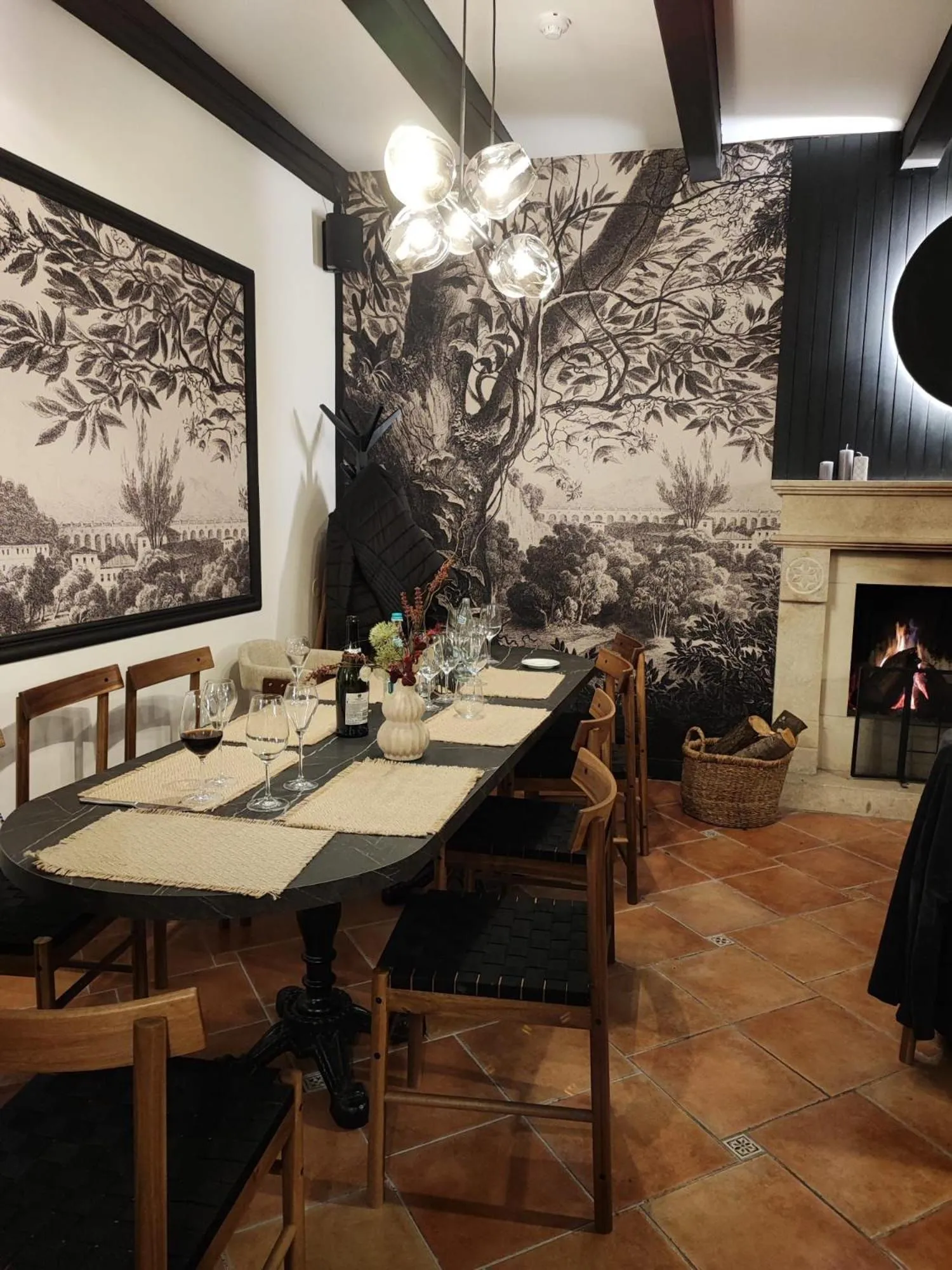 Restaurant/places to eat in Hotel Sunny Hill