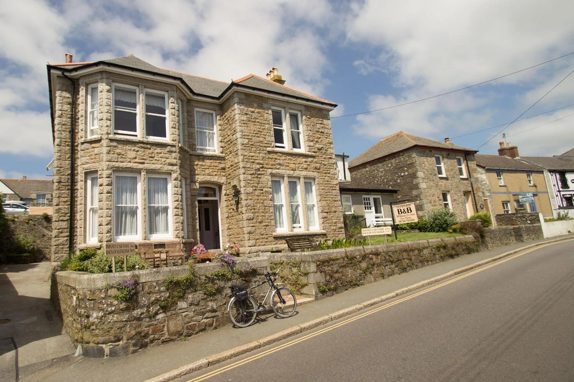 Neighbourhood in Glenleigh Bed and Breakfast