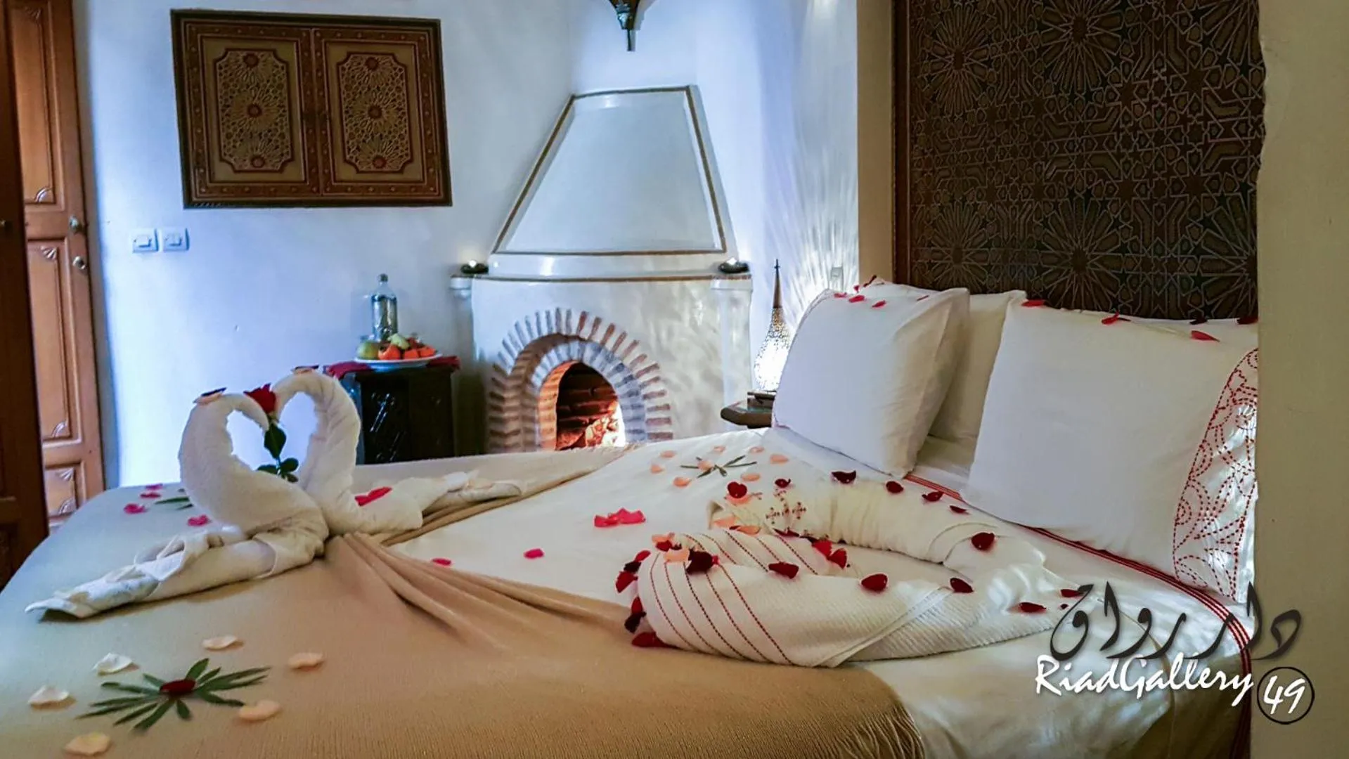 Photo of the whole room, Bed in Riad Gallery 49 & Spa