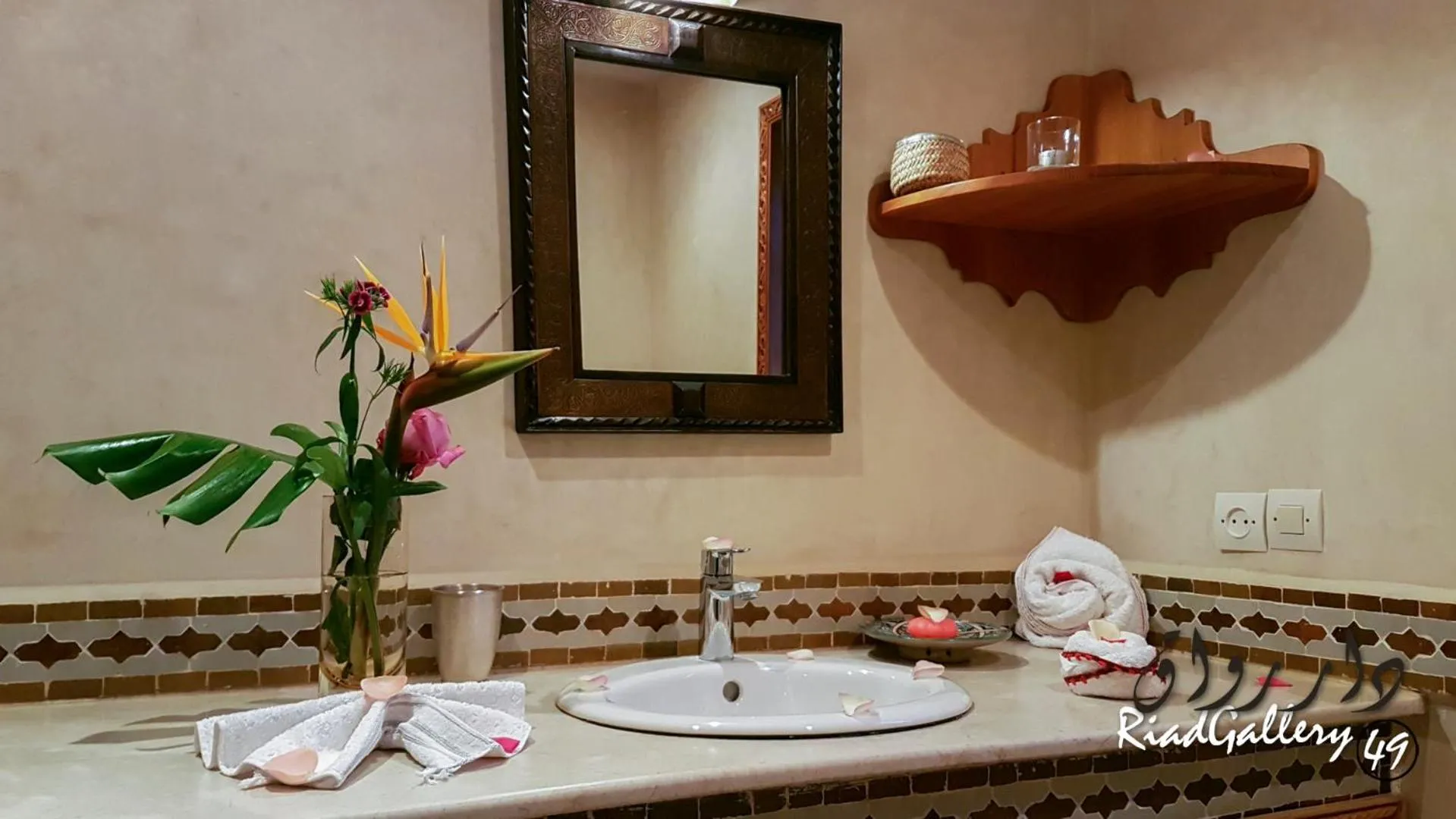 Bathroom in Riad Gallery 49 & Spa