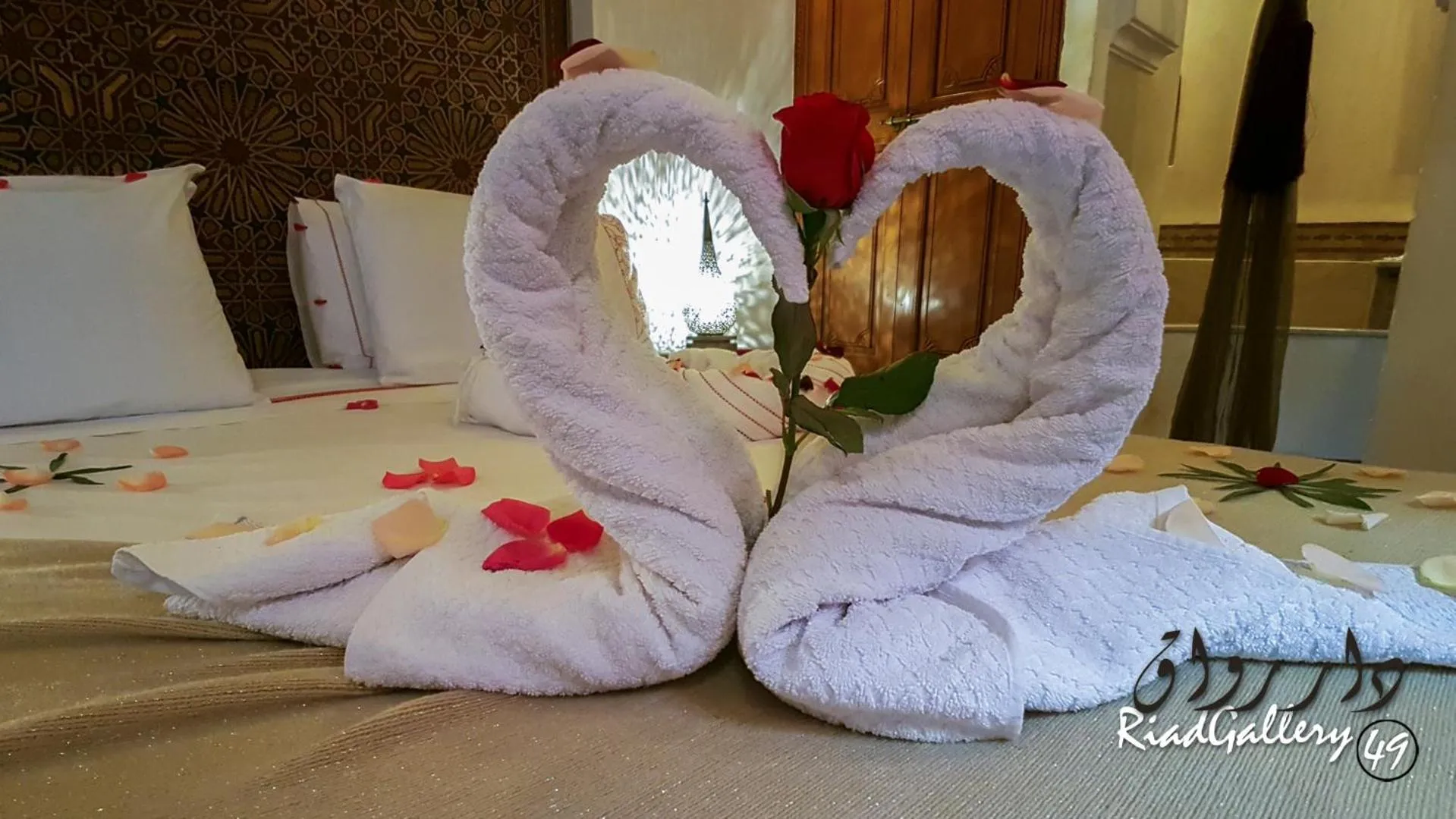 Bed in Riad Gallery 49 & Spa