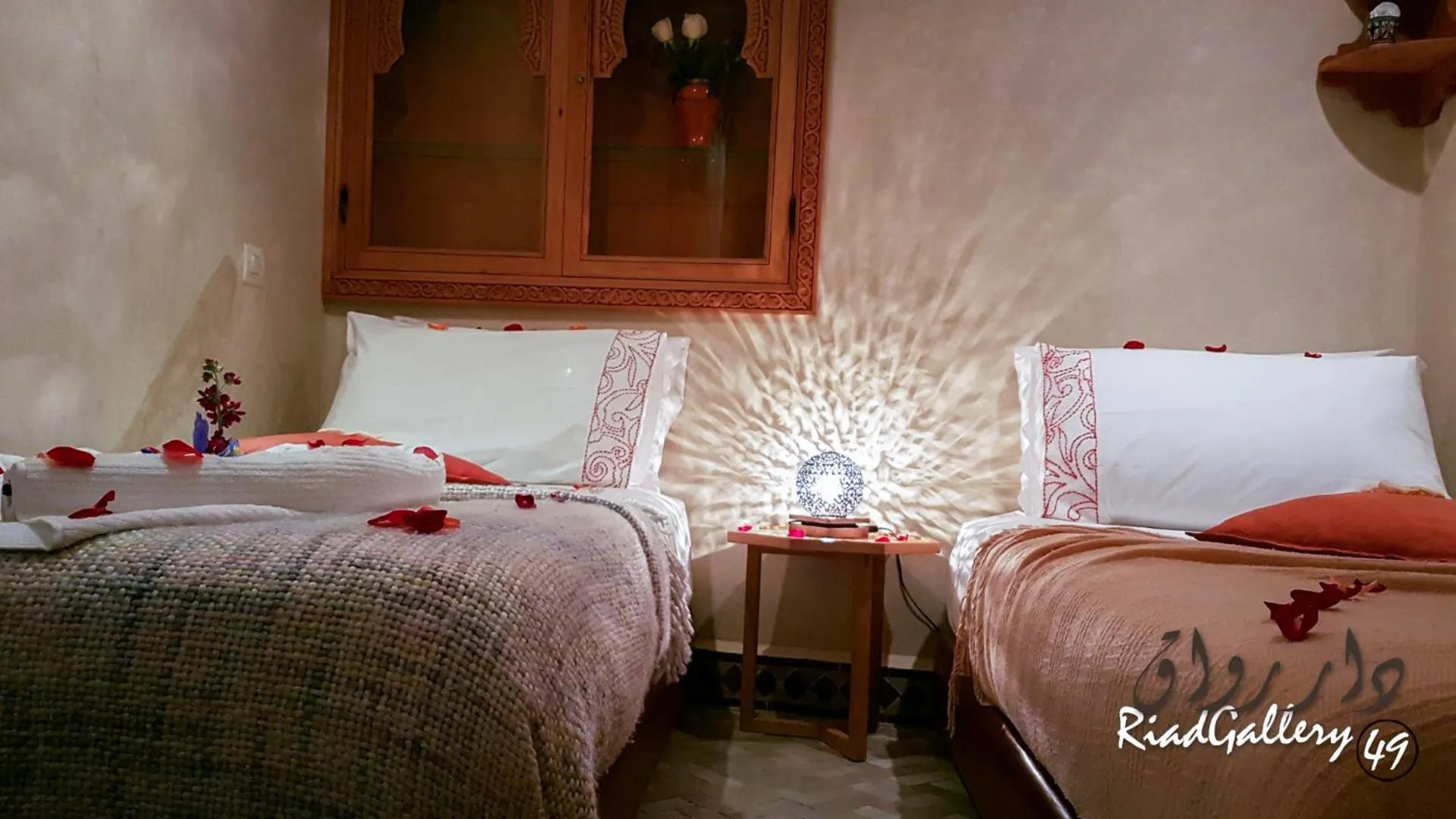 Bed in Riad Gallery 49 & Spa