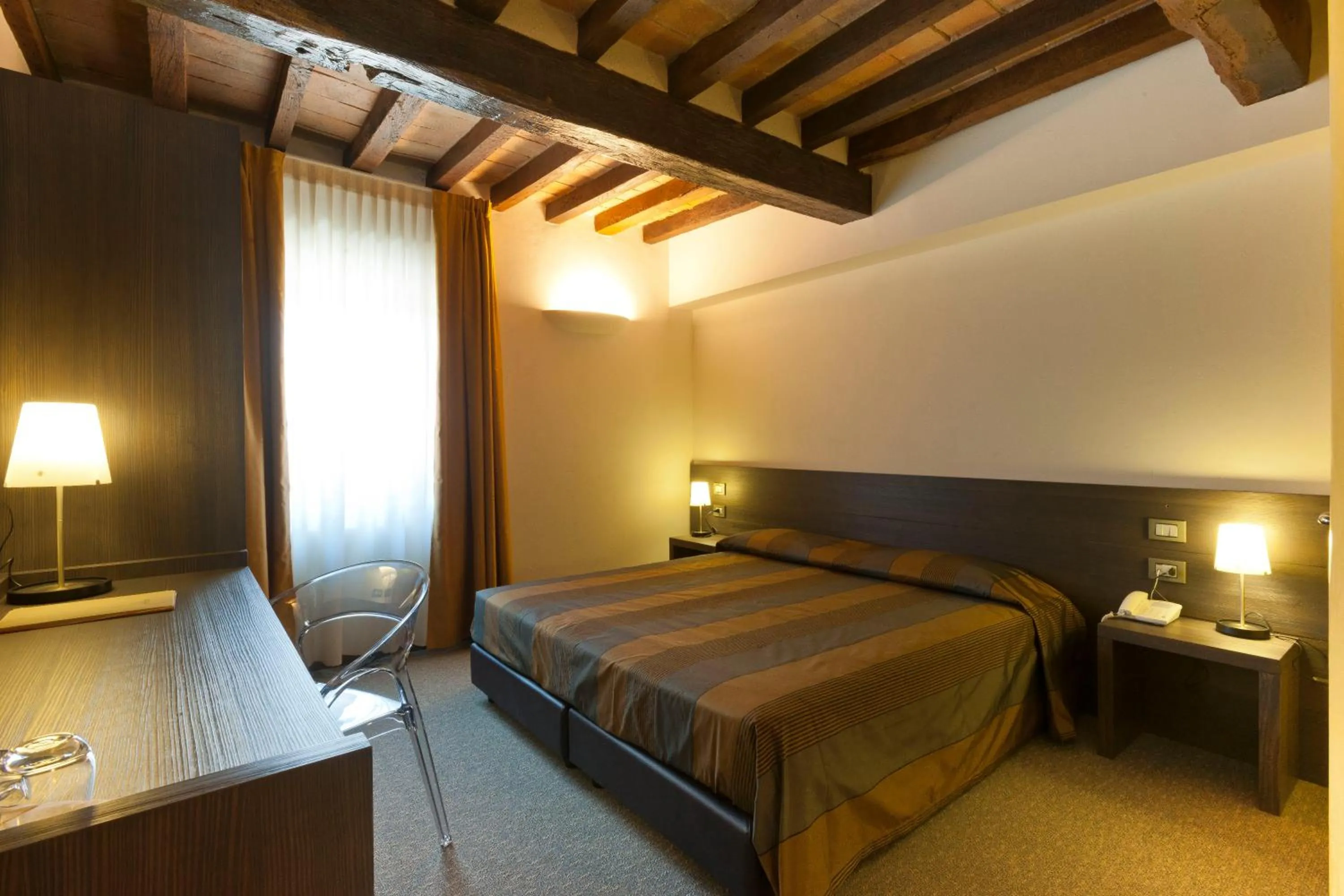 Bed in Locanda Sant'Ambrogio