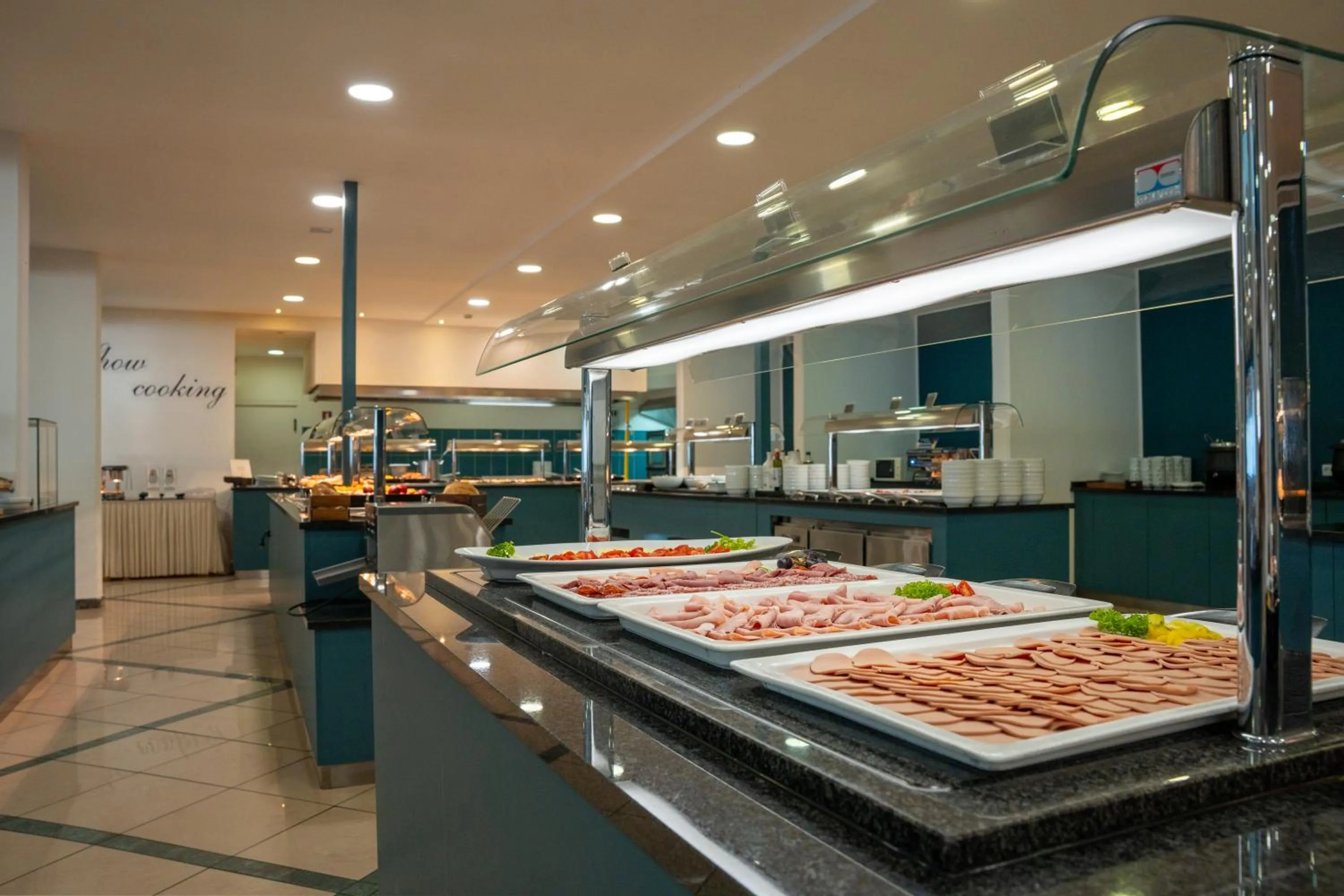 Restaurant/places to eat in MASLINICA Narcis Hotel