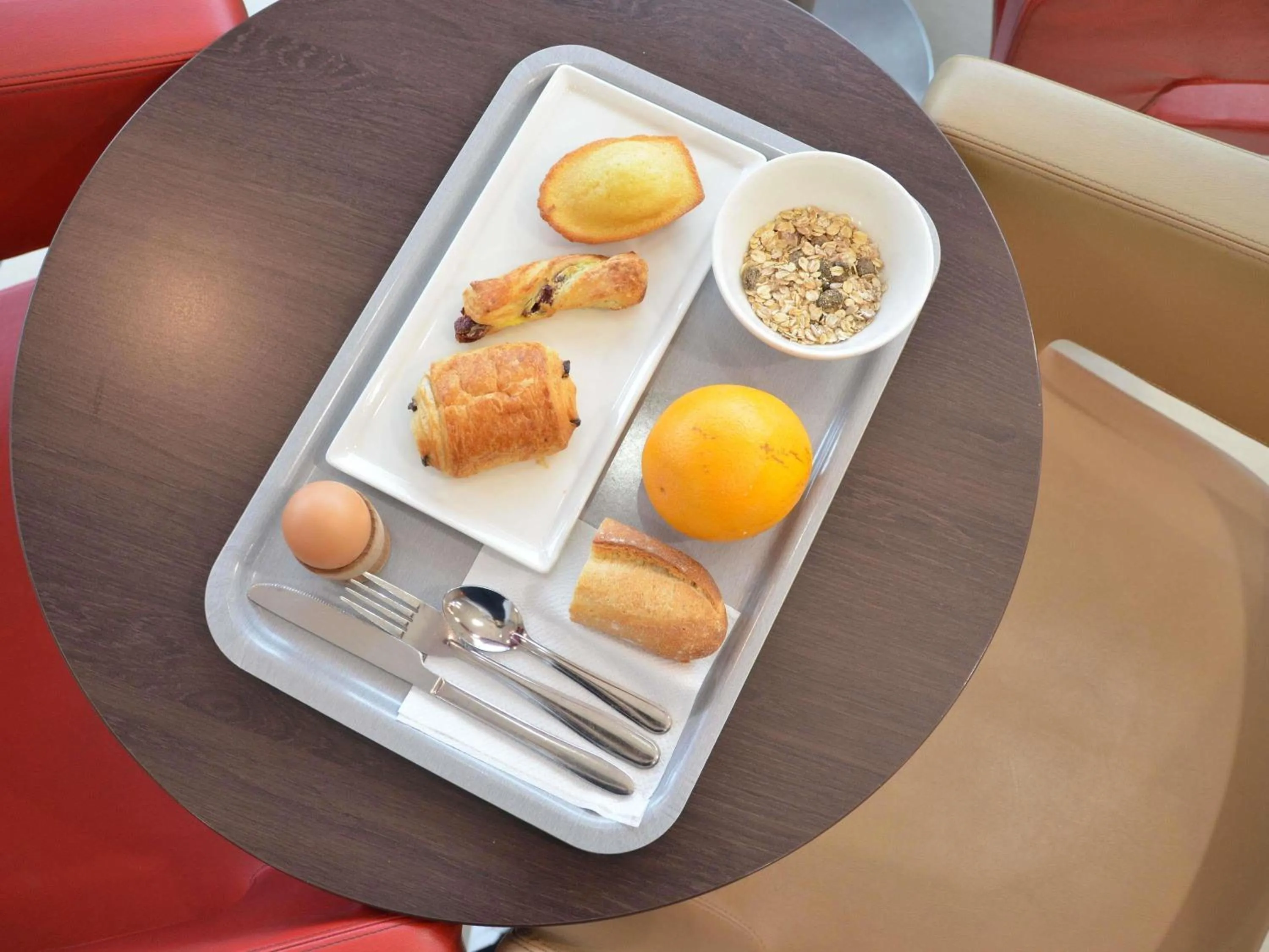 Breakfast in Hôtel ibis Guingamp Cœur de Bretagne