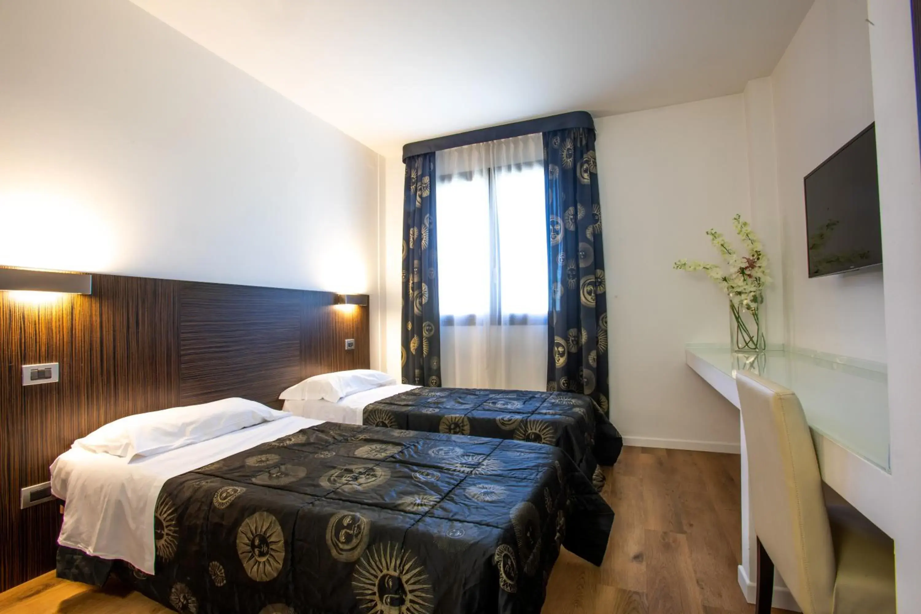 Superior Twin Room in Matrix Hotel & Residence Superior Twin Room in Matrix Hotel & Residence