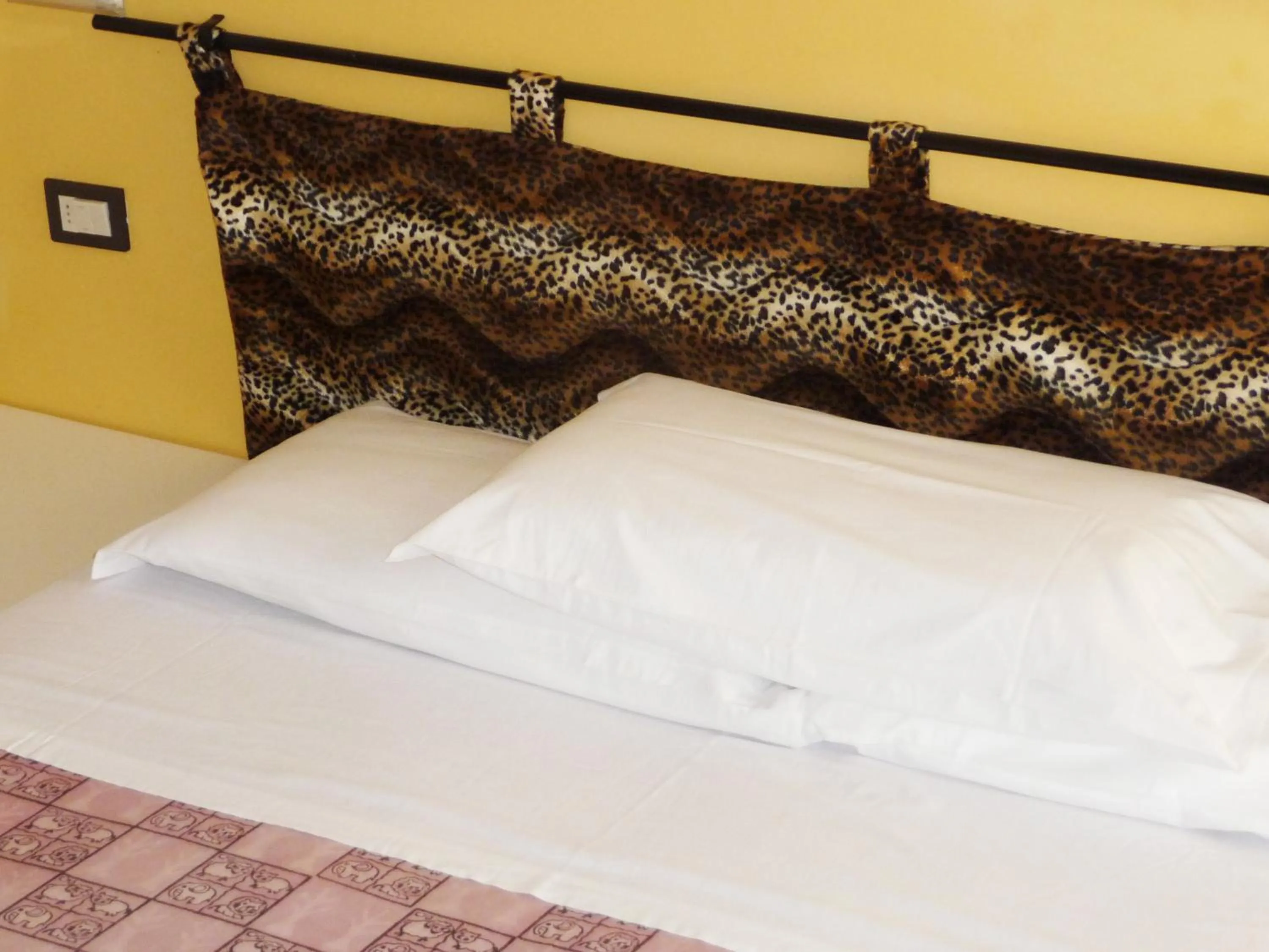 Bedroom in Riccione Beach Hotel - Enjoy your Summer -Beach Village incluso