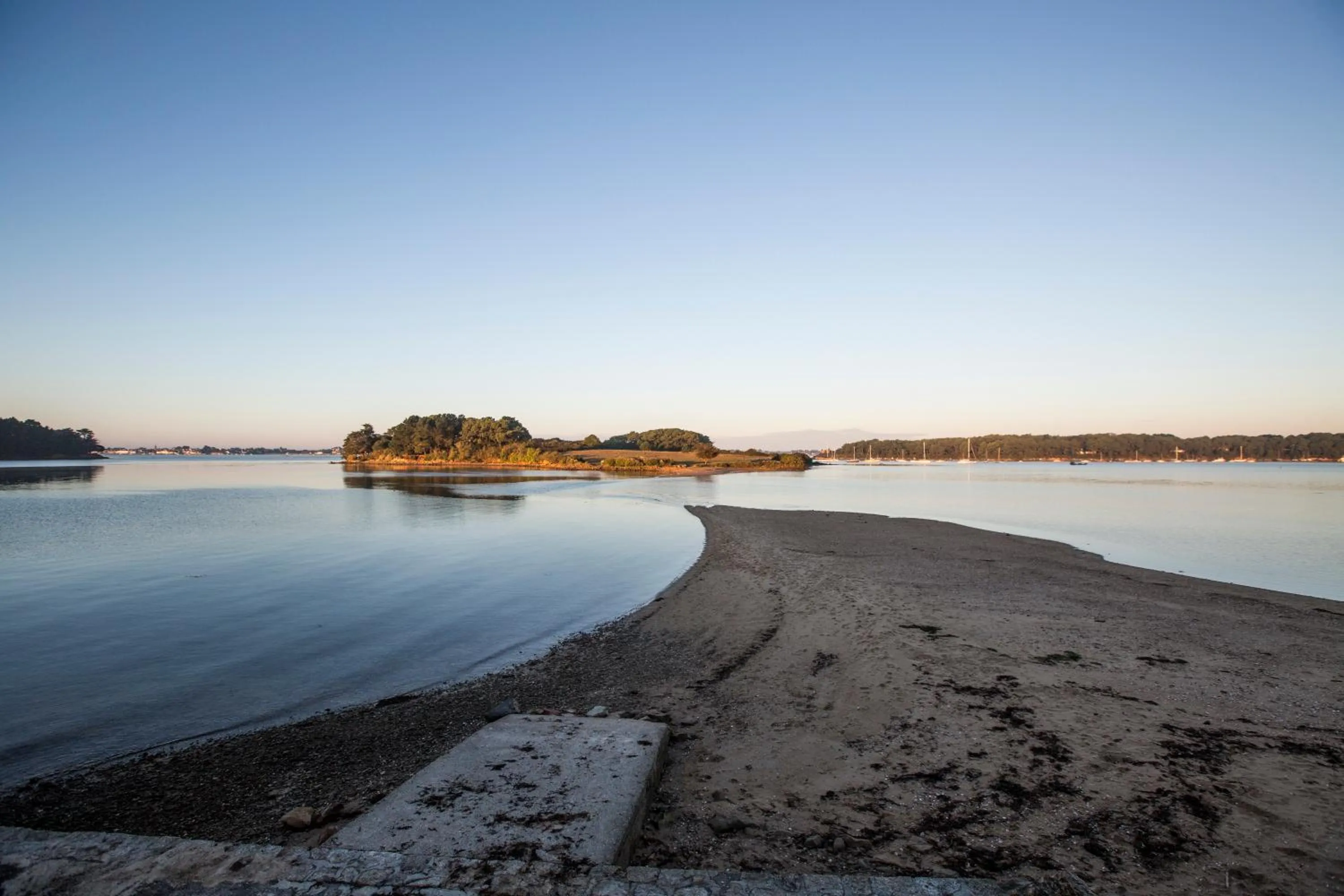 Beach in Kyriad Prestige Vannes Centre-Palais des Arts