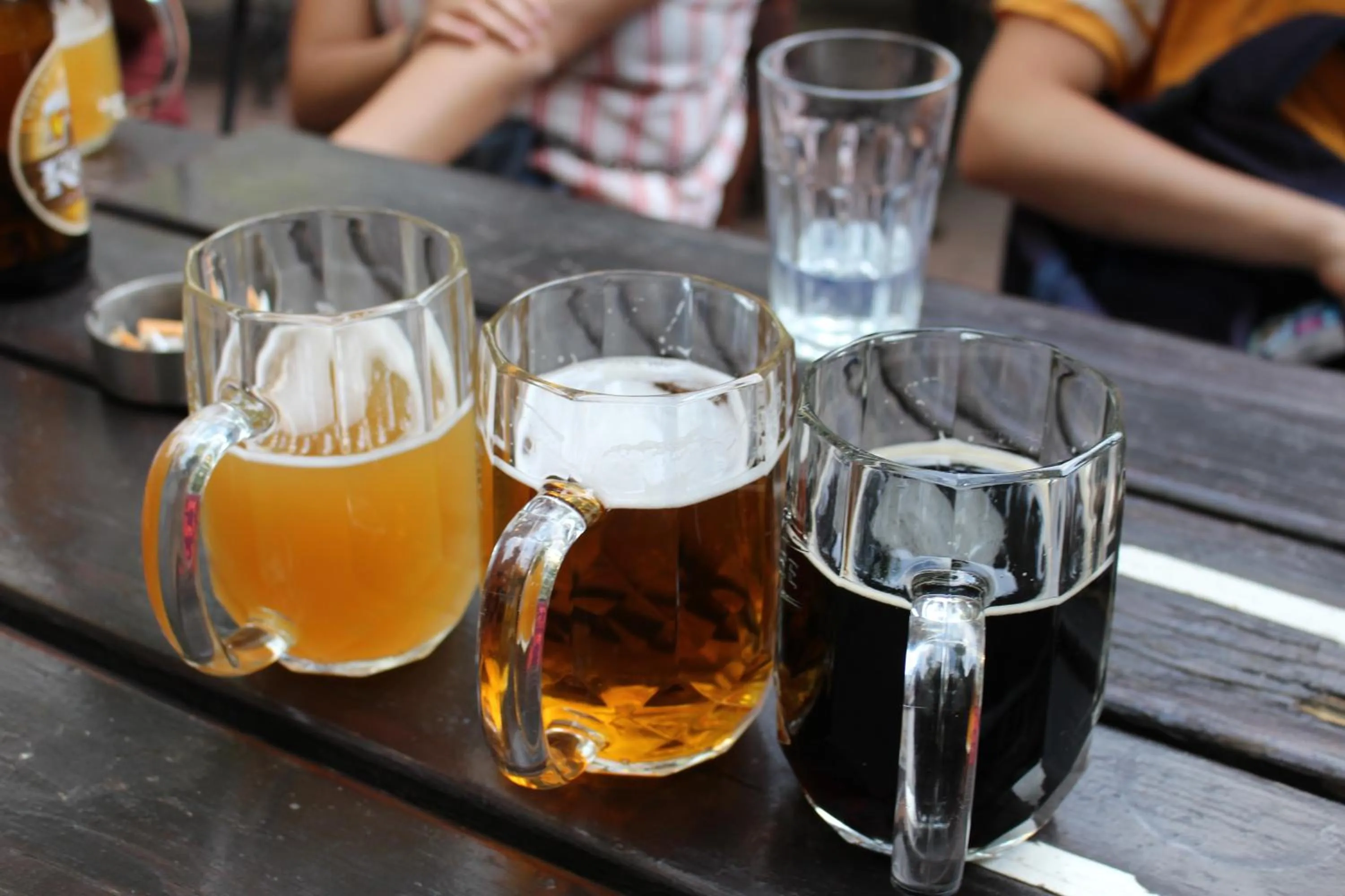 Alcoholic drinks in Sir Toby's Hostel