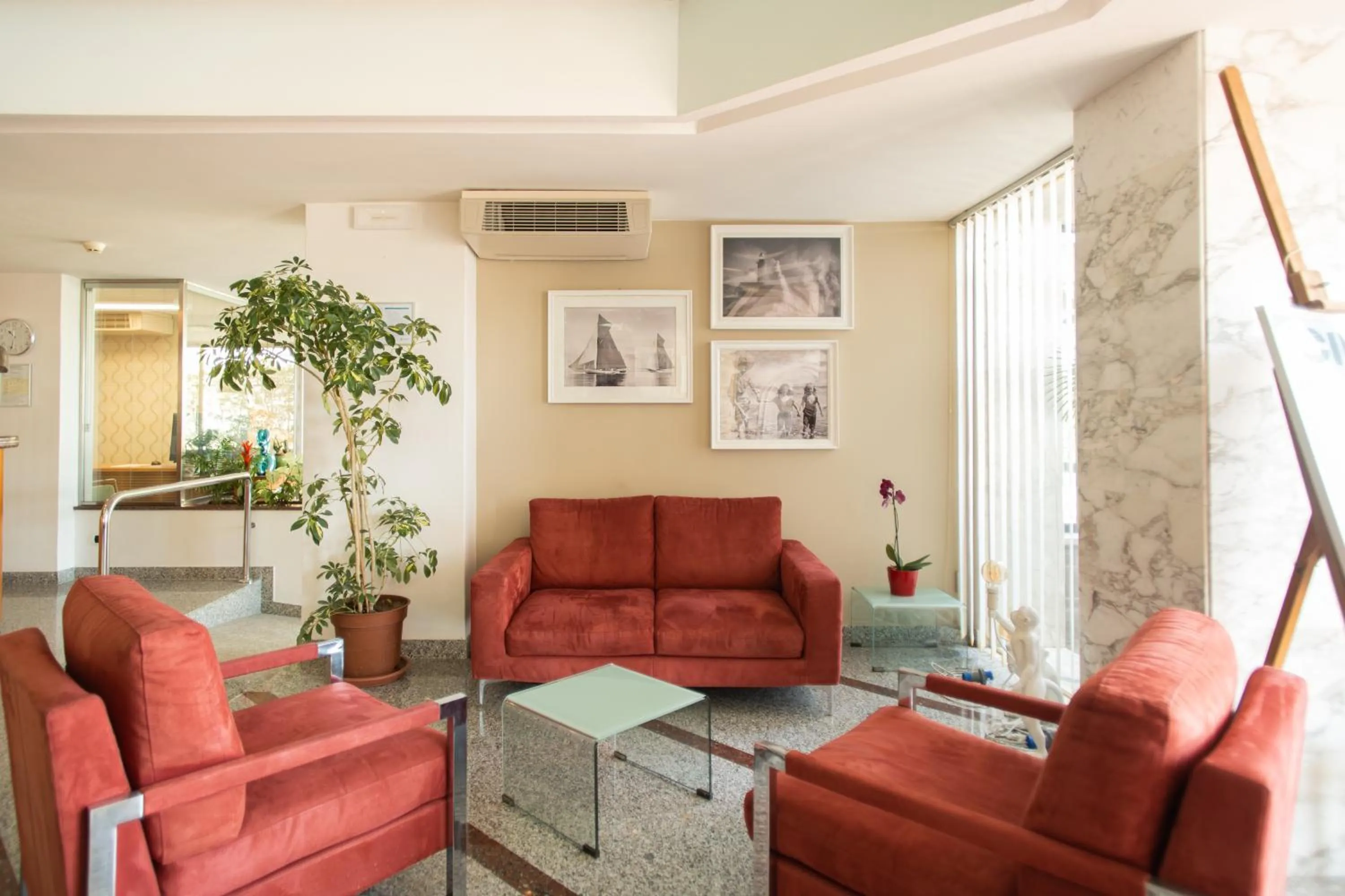 Seating area in Hotel Colorado Cesenatico