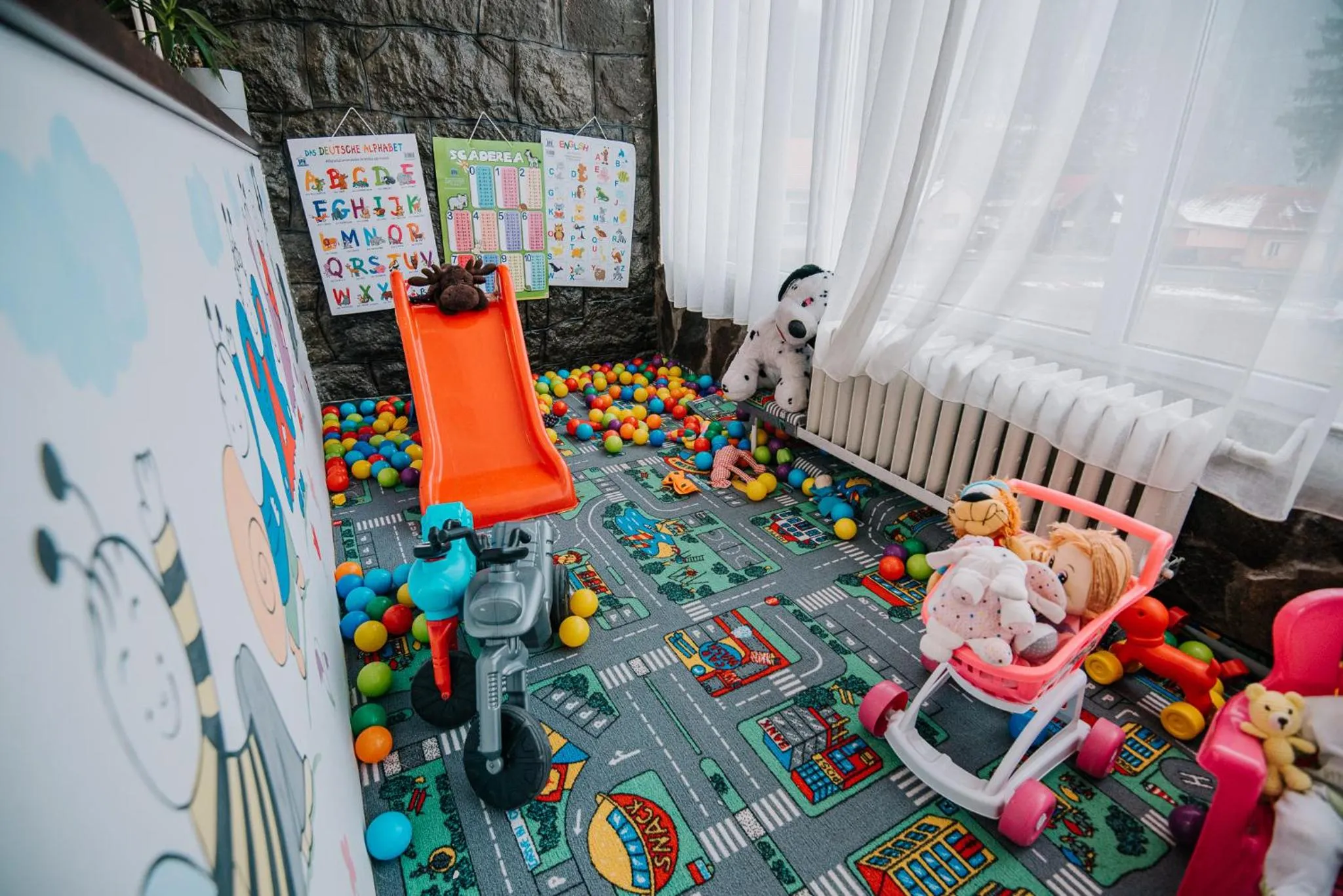 Kids's club in Vila Ursul Negru