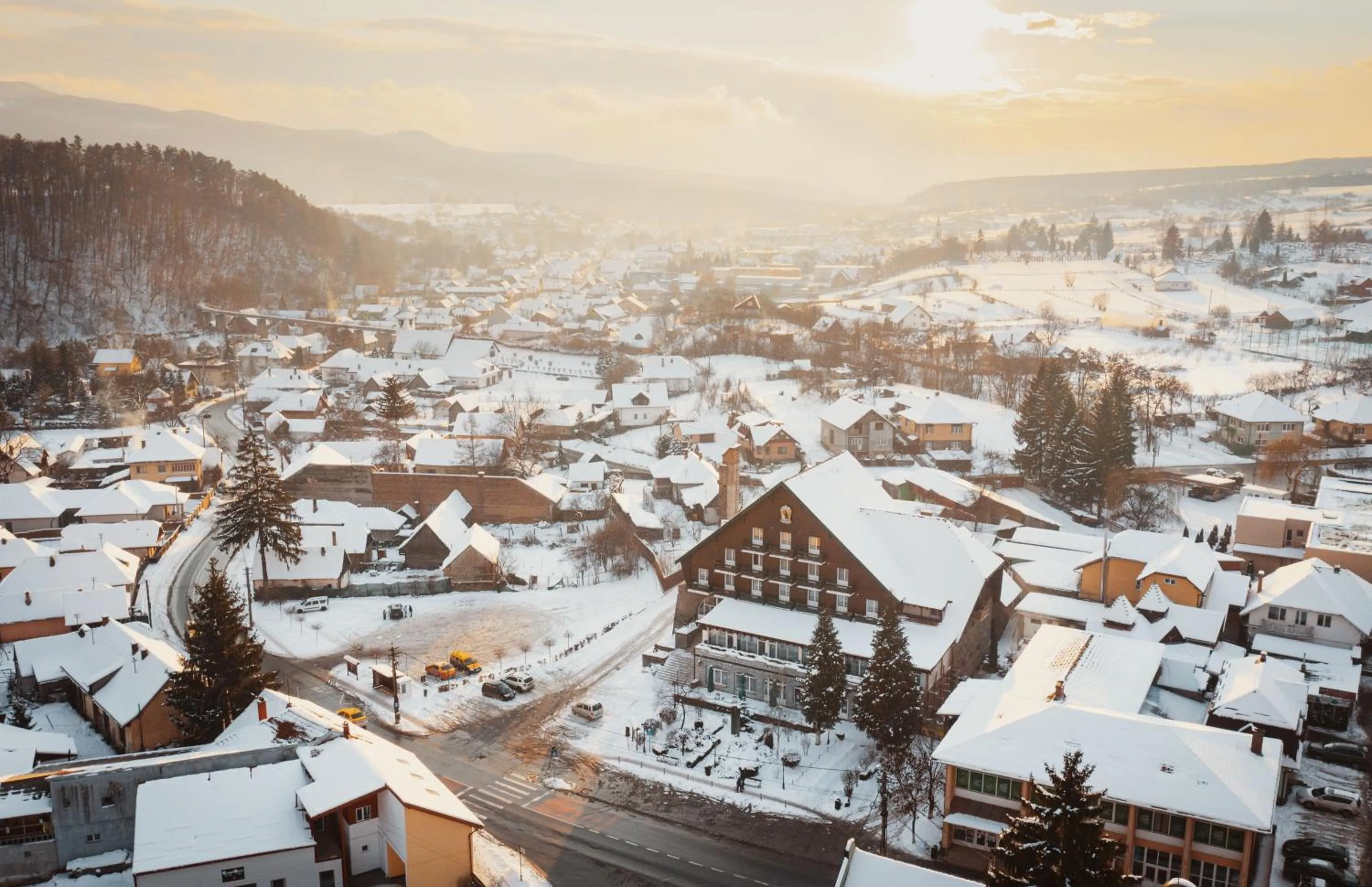 Property building in Vila Ursul Negru