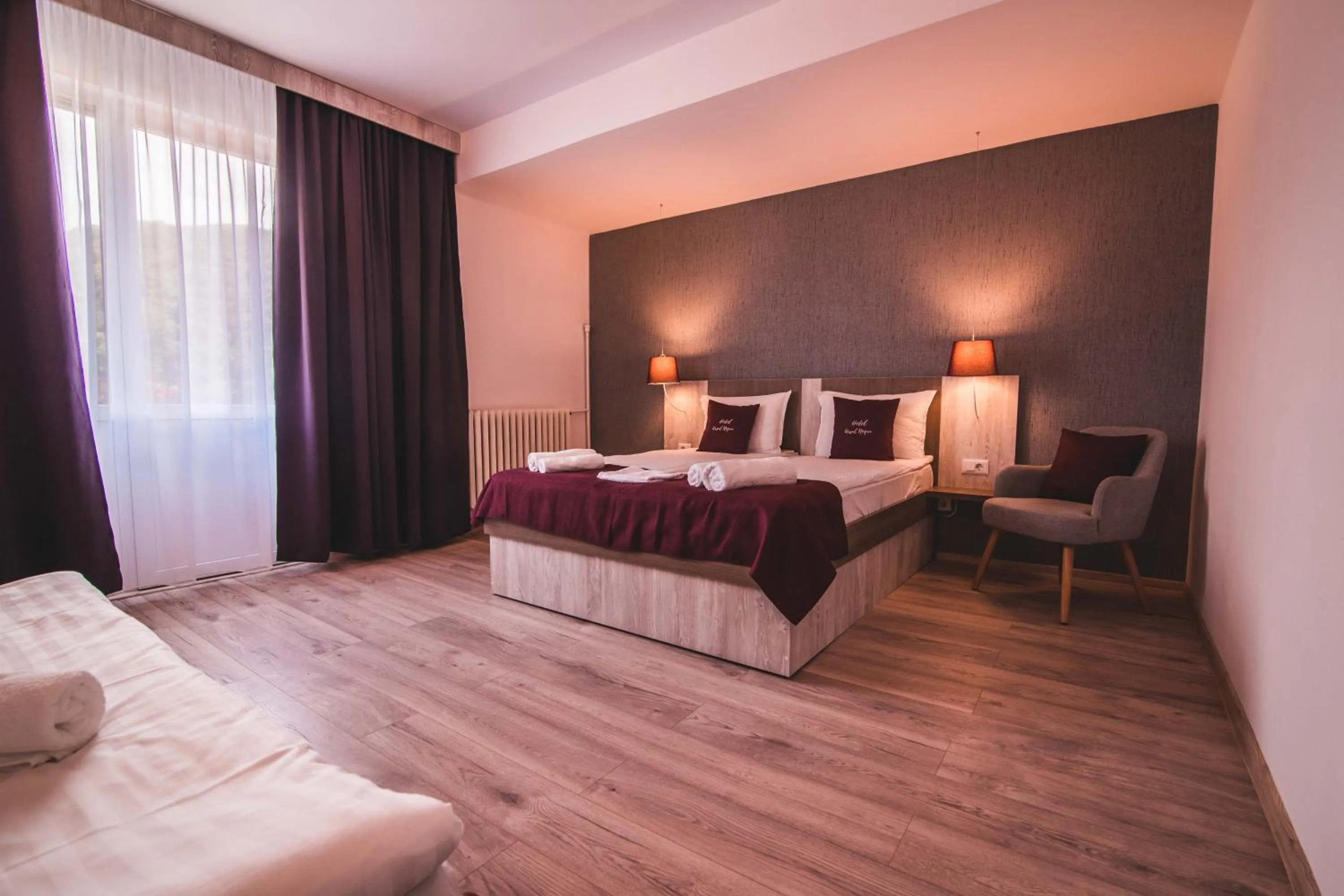 Bed in Vila Ursul Negru