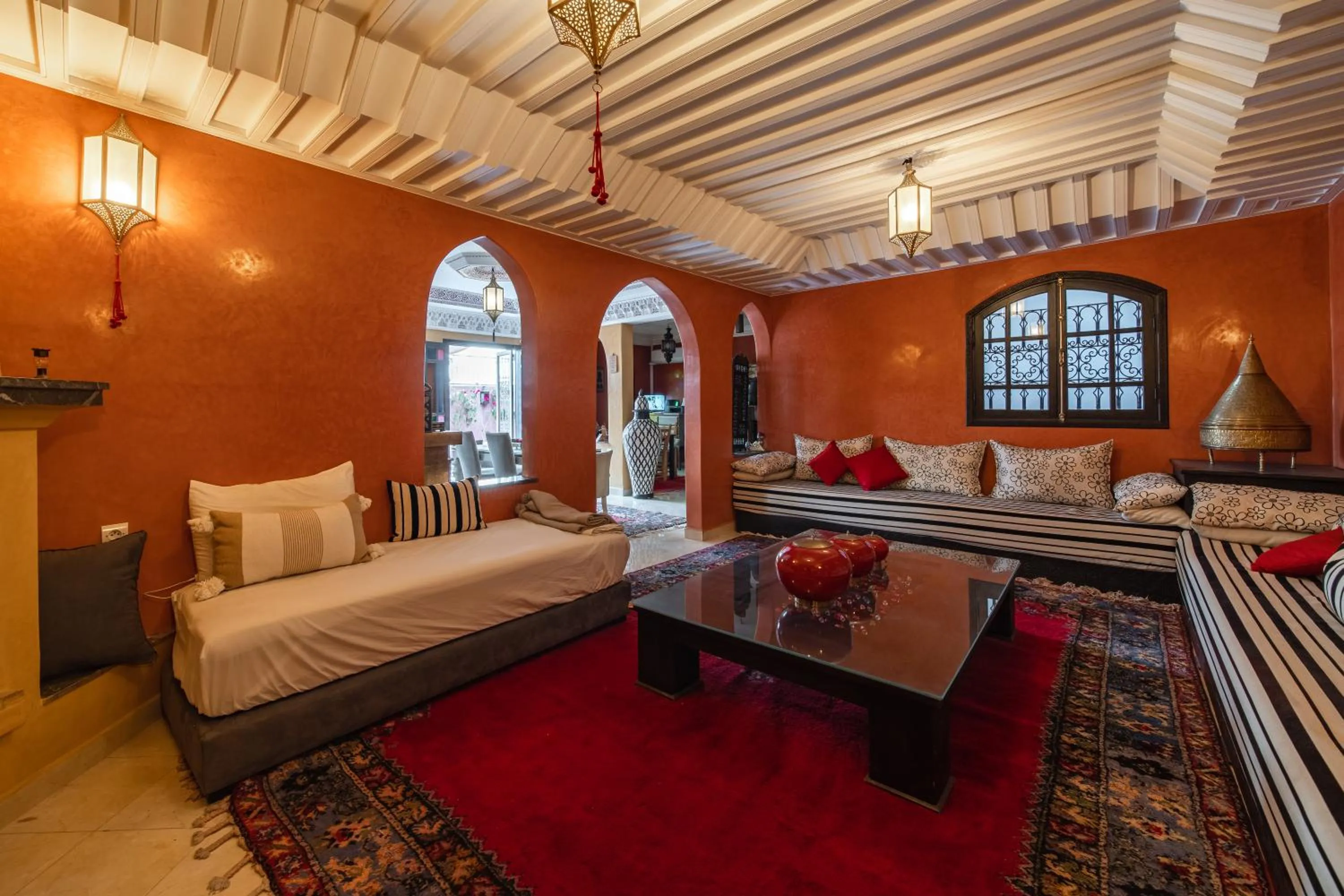 Living room, Bed in Riad Appart Arwa