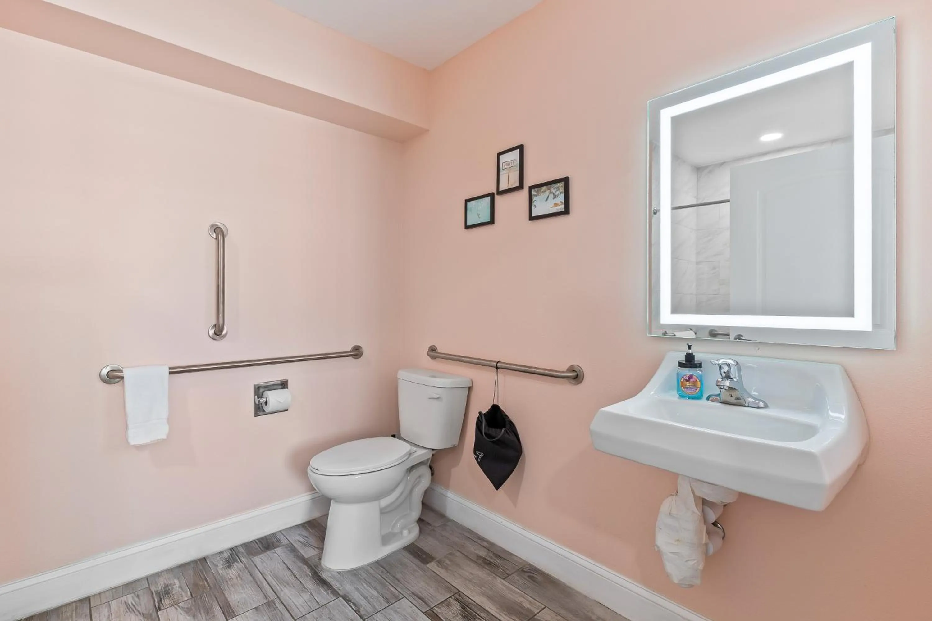 Toilet in Atlantic Shores Motel