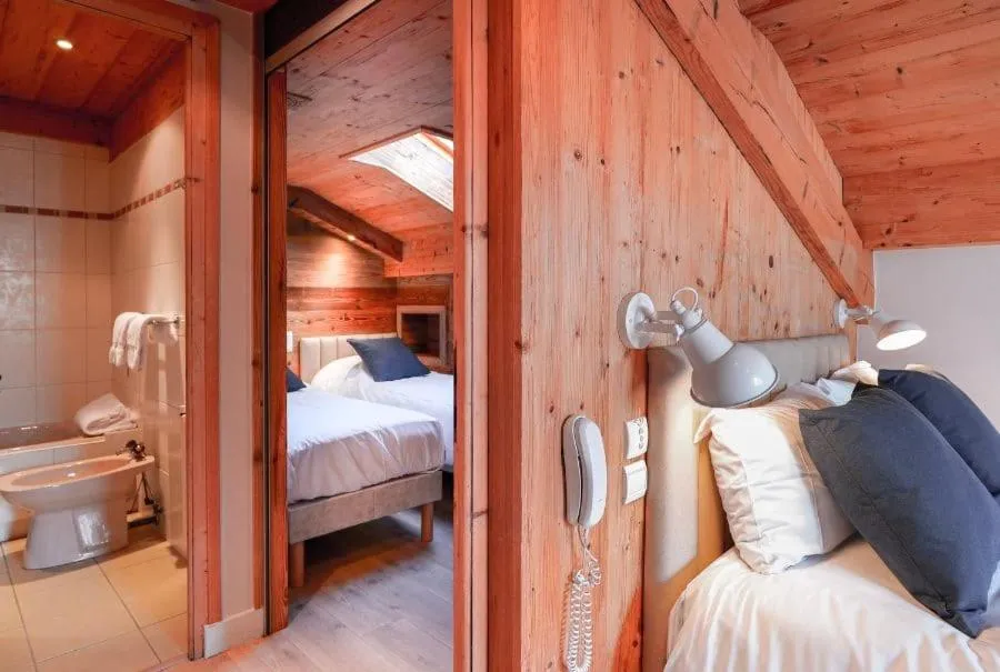 Bed in Hôtel des 2 Gares