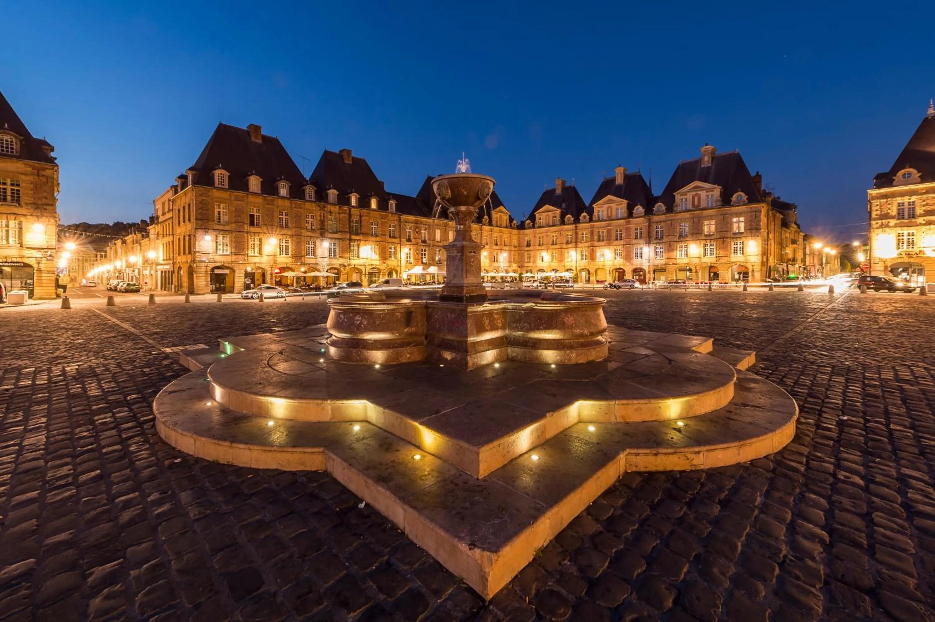 Property building in B&B Charlestown