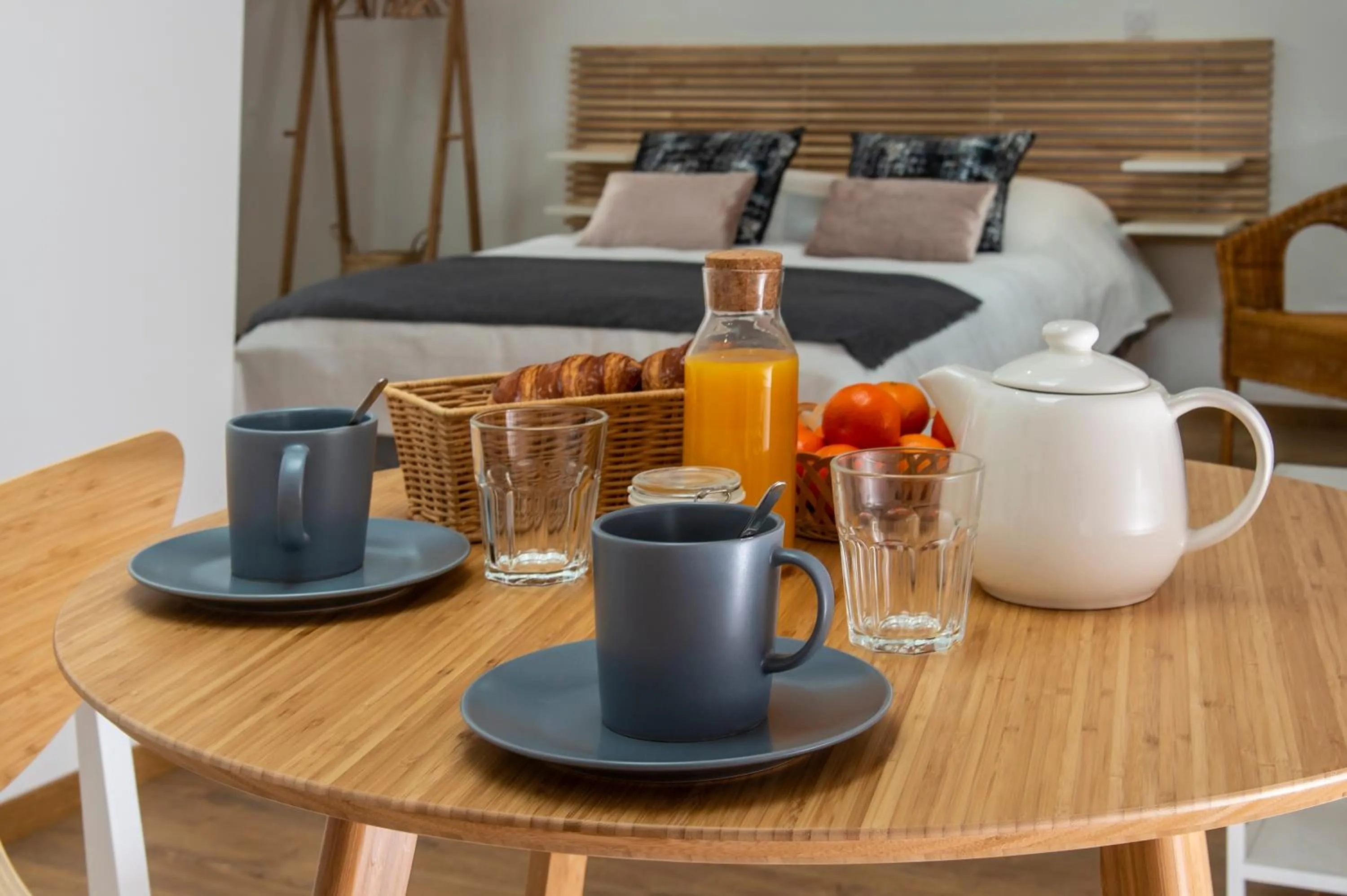 Breakfast, Bed in B&B Charlestown