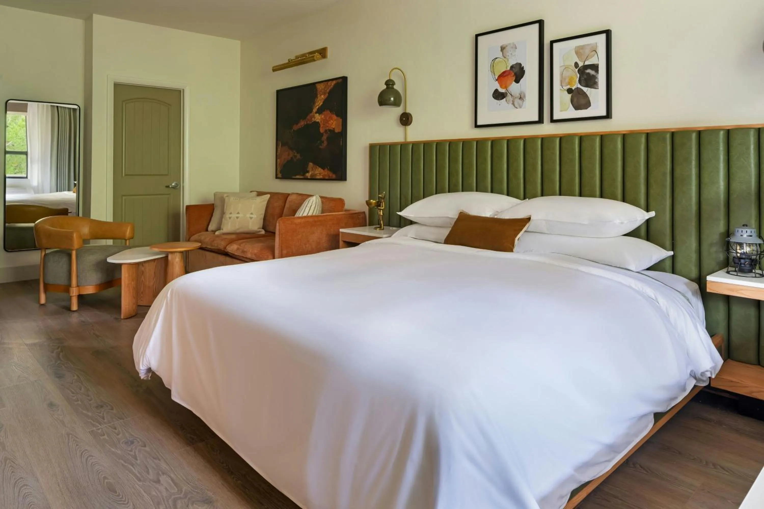 Bedroom, Bed in The Red Cliffs Lodge Zion, a Tribute Portfolio Hotel