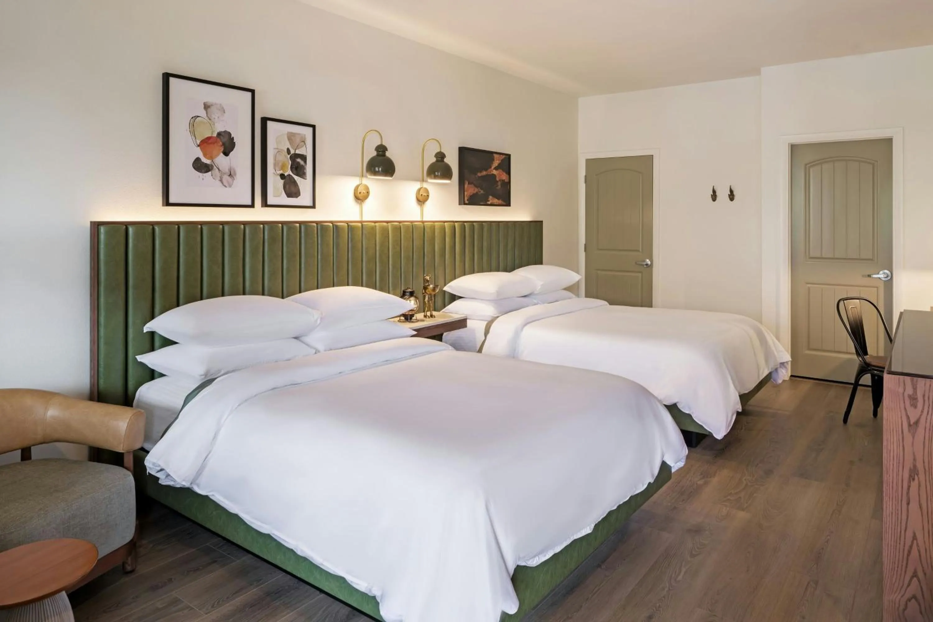 Bedroom, Bed in The Red Cliffs Lodge Zion, a Tribute Portfolio Hotel