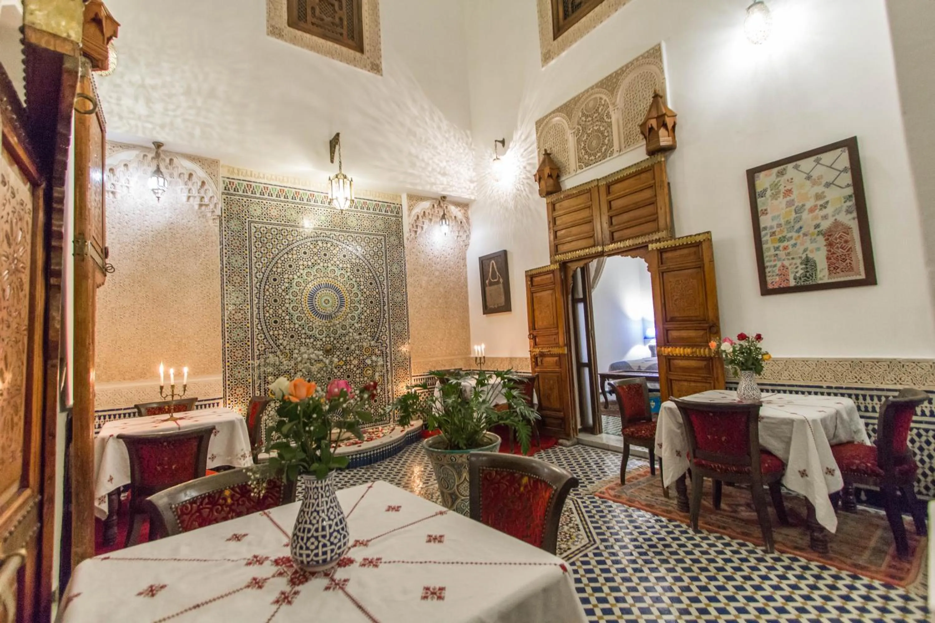 Facade/entrance in Dar Fes Medina Ziat