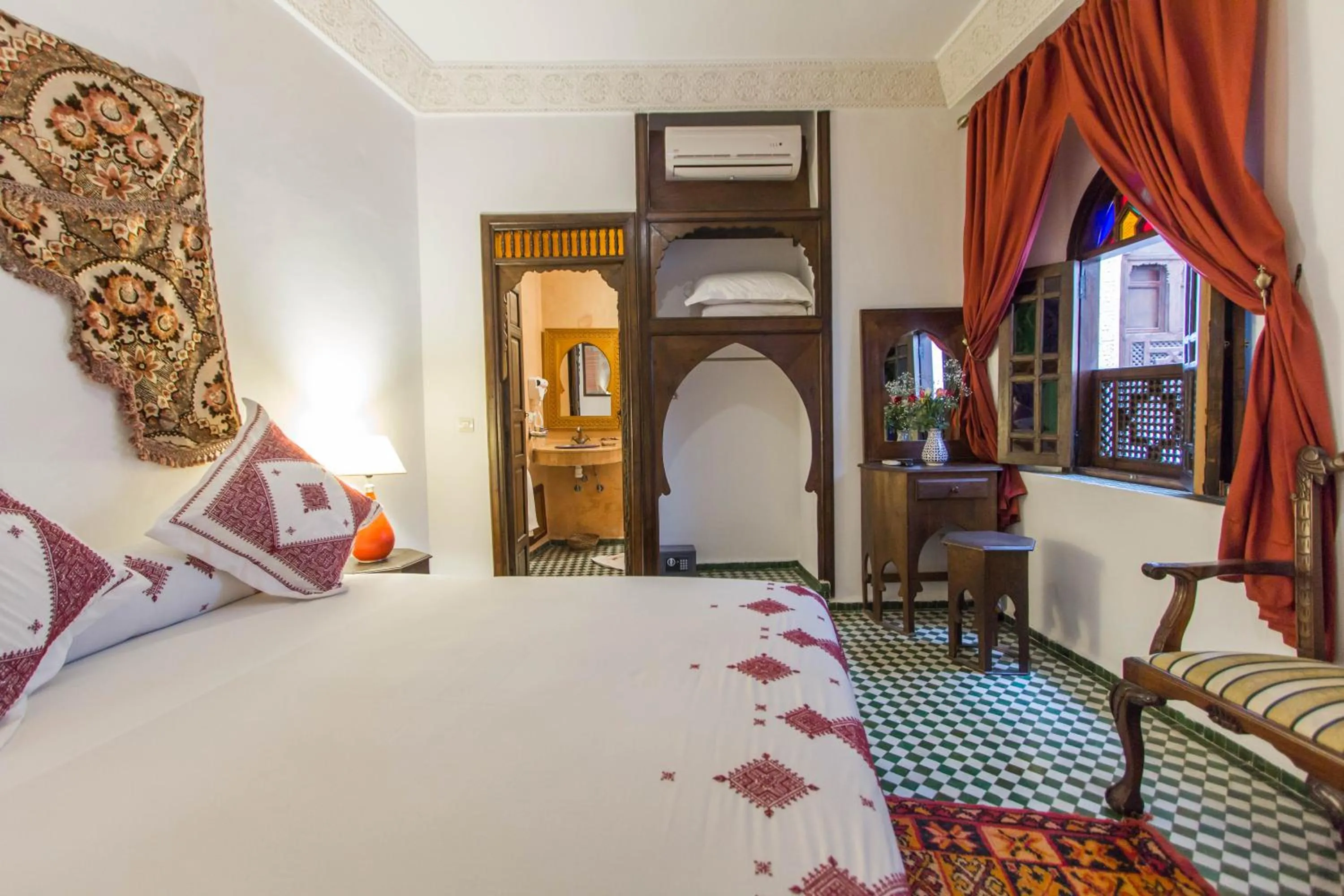 Bedroom, Bed in Dar Fes Medina Ziat