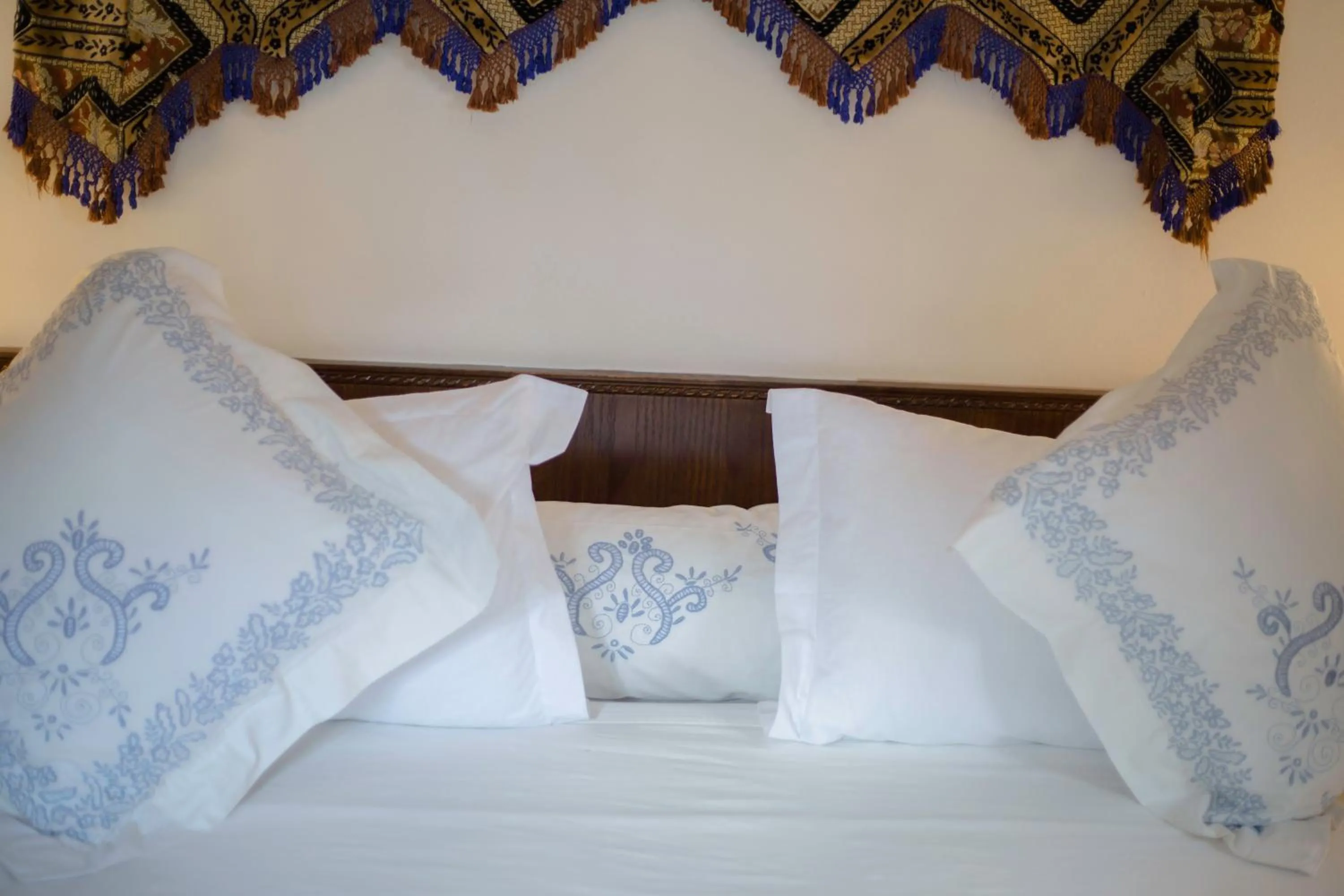 Bed in Dar Fes Medina Ziat